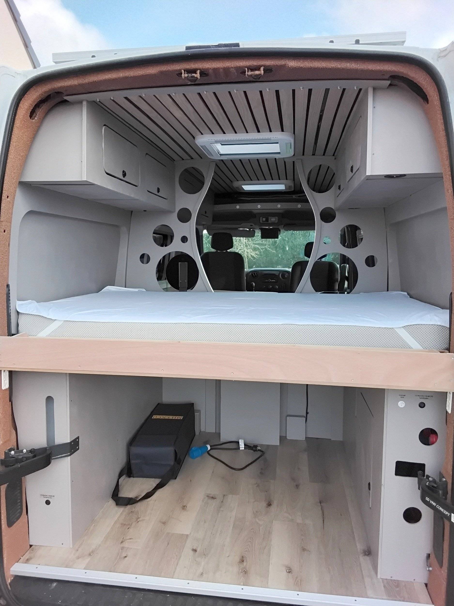 Artisan amenageur Renault master