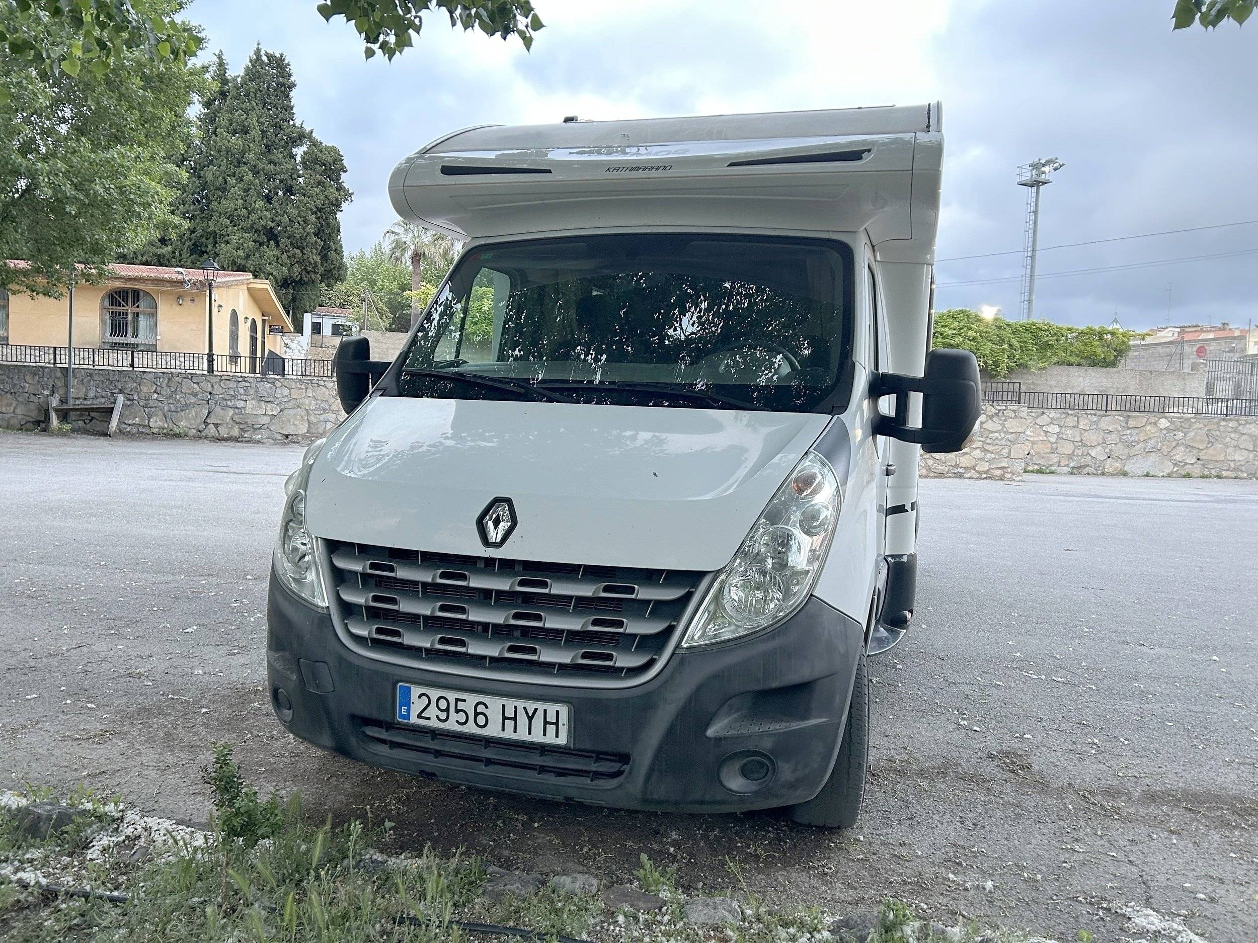 Cabina di guida Renault MASTER - Yescapa