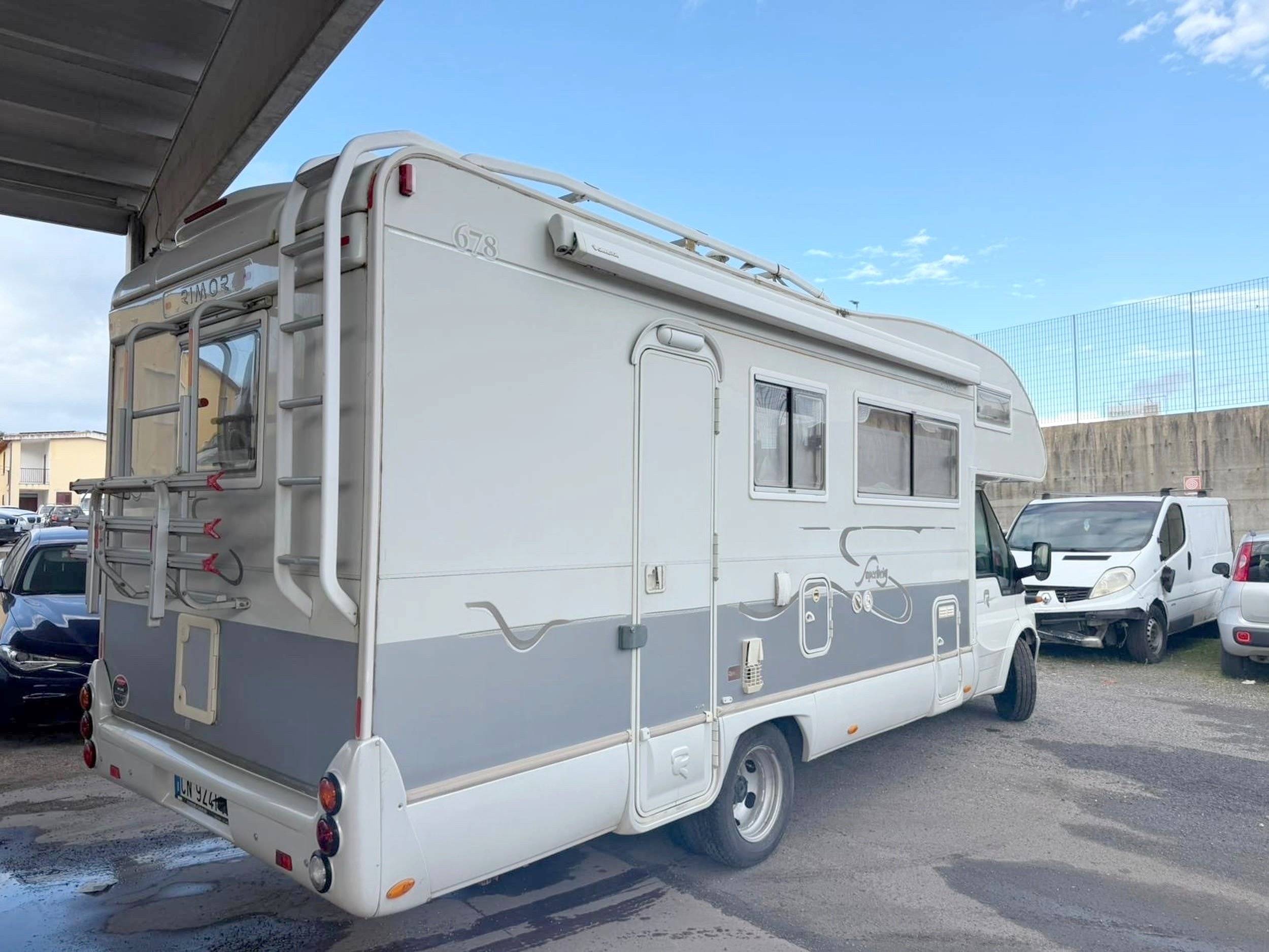 Ford Transit 2,4 l 115 ch