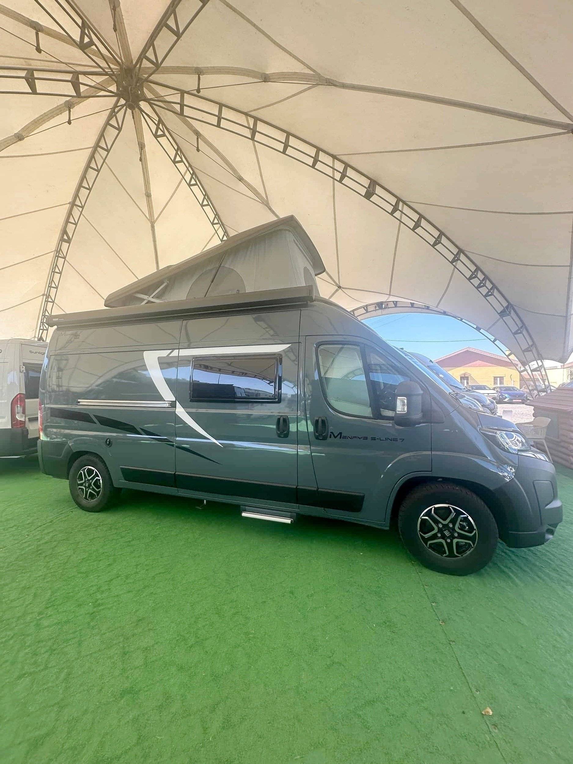 Front view from 3/4 Fiat - Yescapa