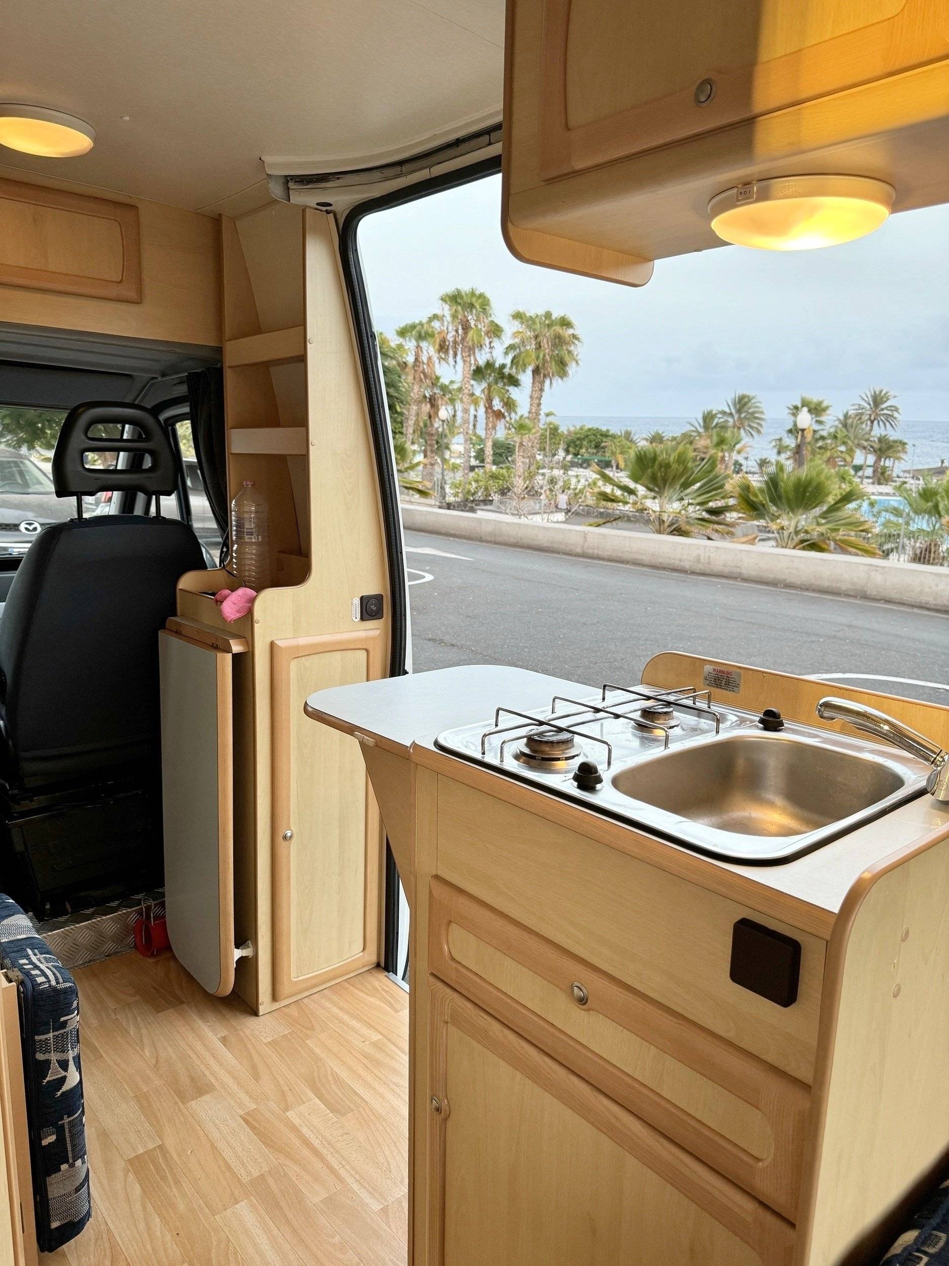 Berth Fiat Ducato 2,2 l JTD 100 ch. - Yescapa