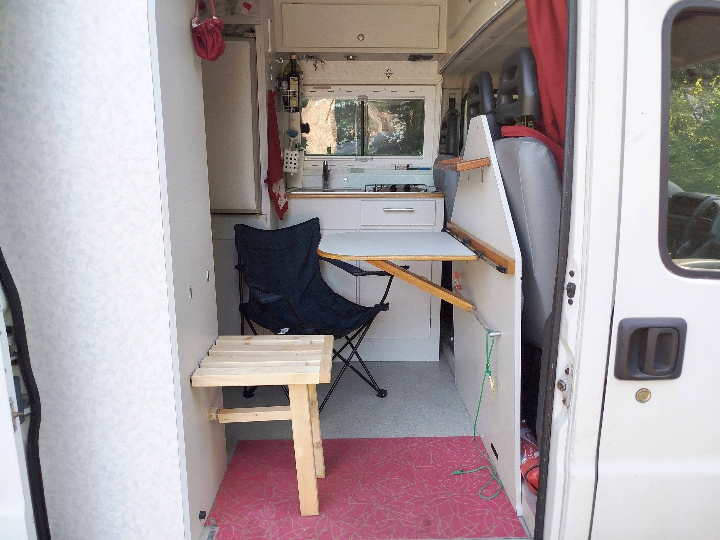 Dinette Peugeot Boxer - Yescapa