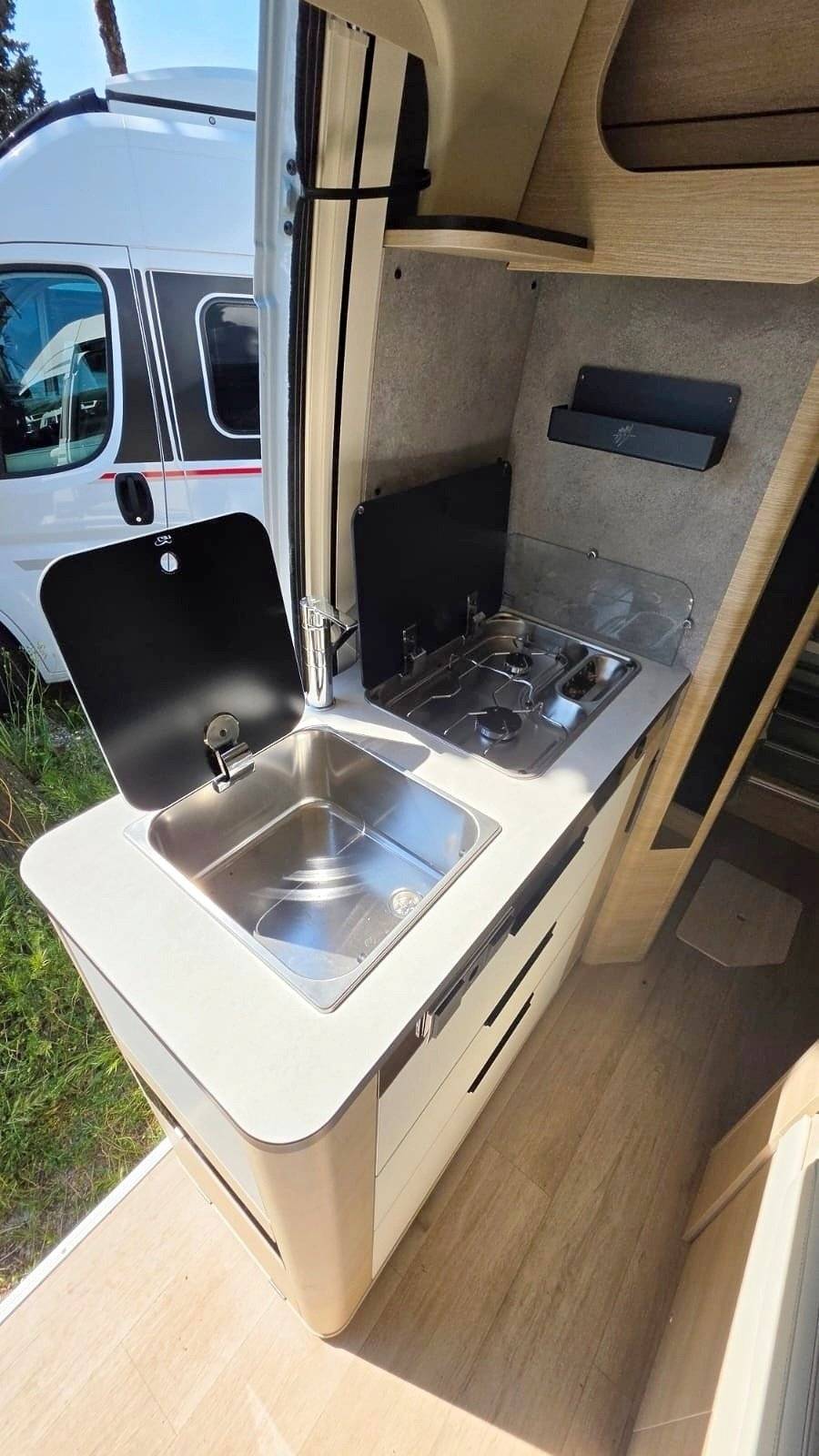 Rapido V65-XL