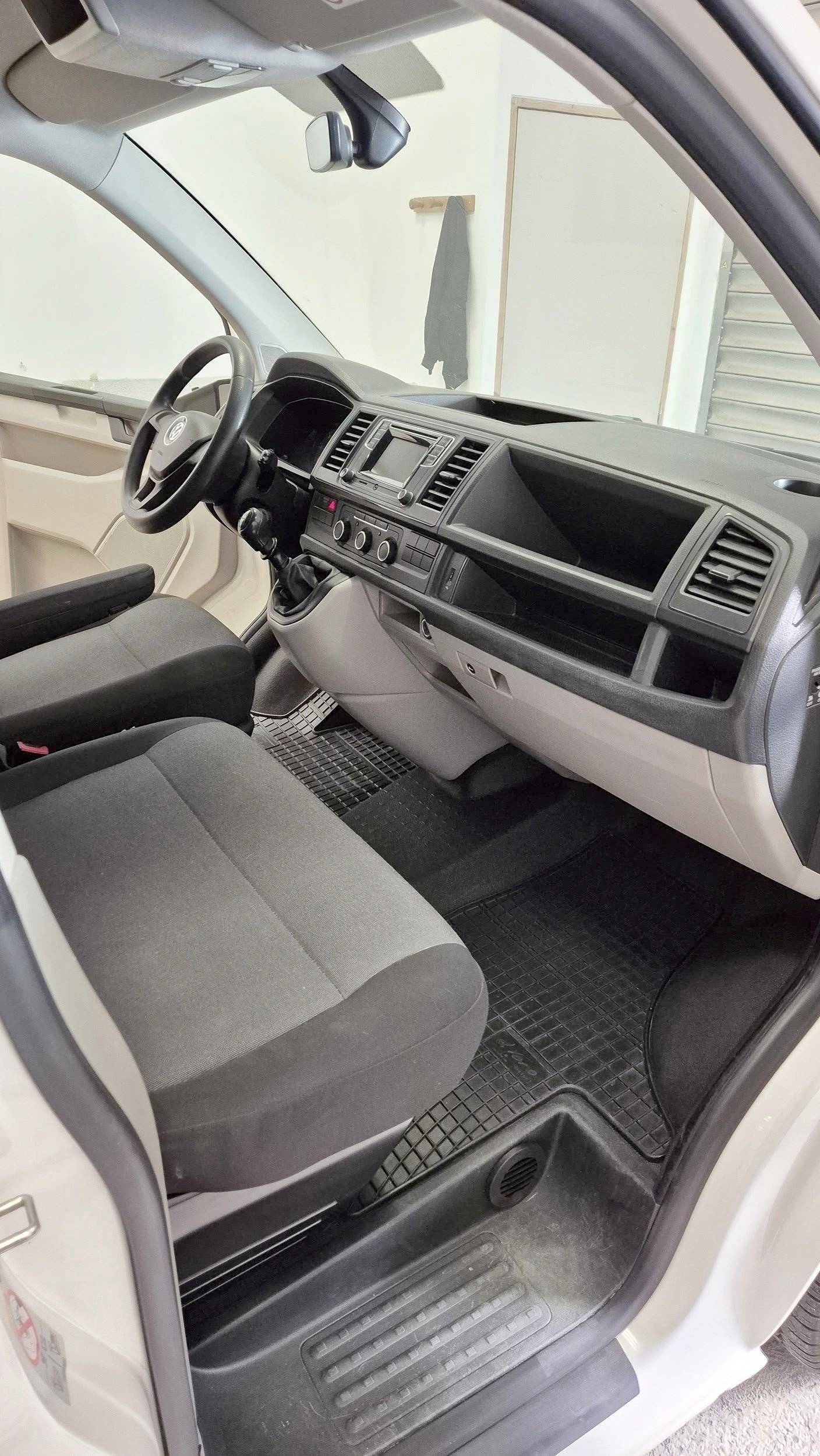 Volkswagen T6 2 l TDI 150 ch