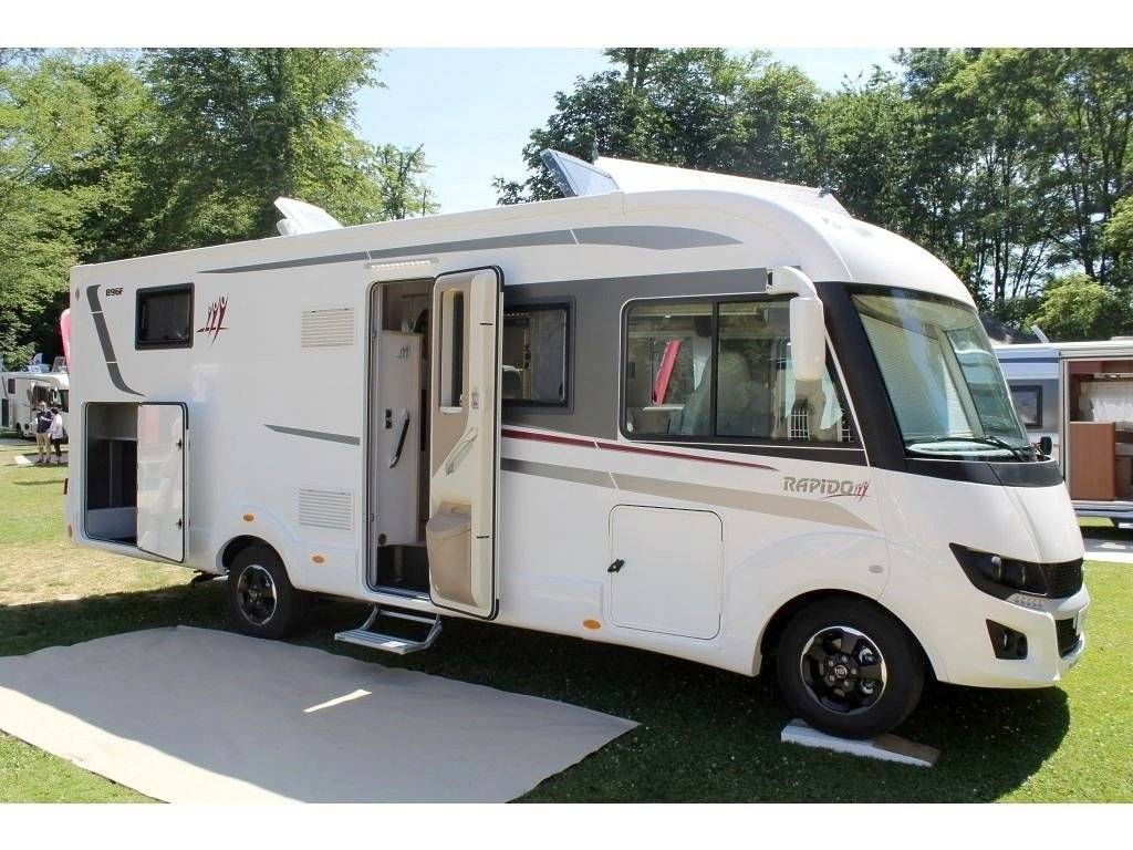 schräge Vorderansicht Fiat FIAT DUCATO - Yescapa