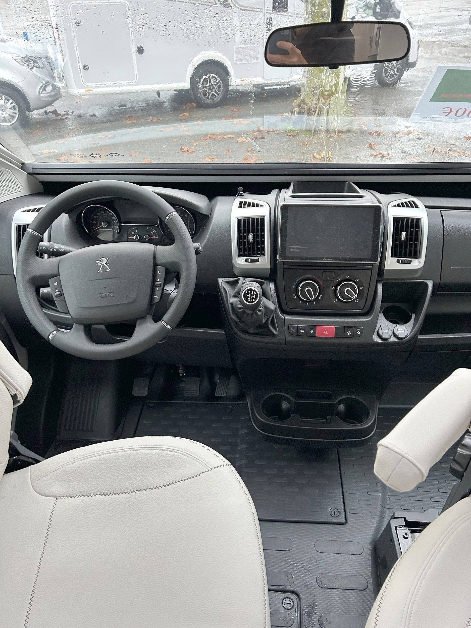 Peugeot Boxer 2.2 Blue HDI 140ch