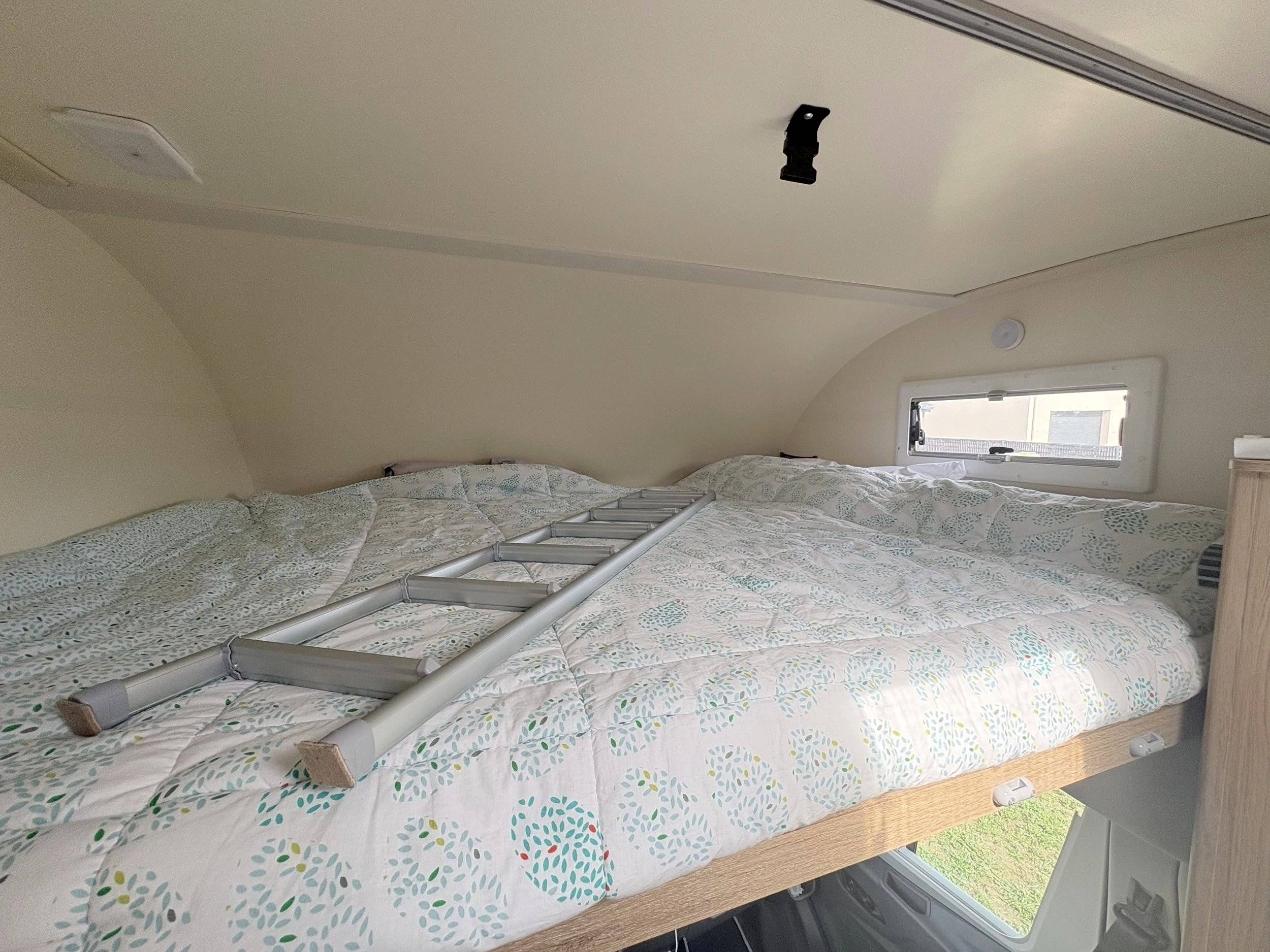 Berth Ford Transit 155 ch - Yescapa
