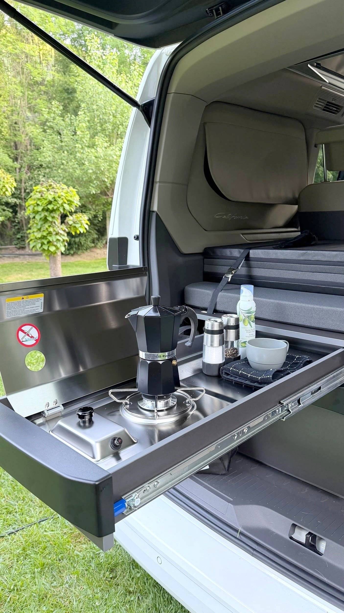 Coin cuisine Volkswagen California T7 Beach Camper - Yescapa
