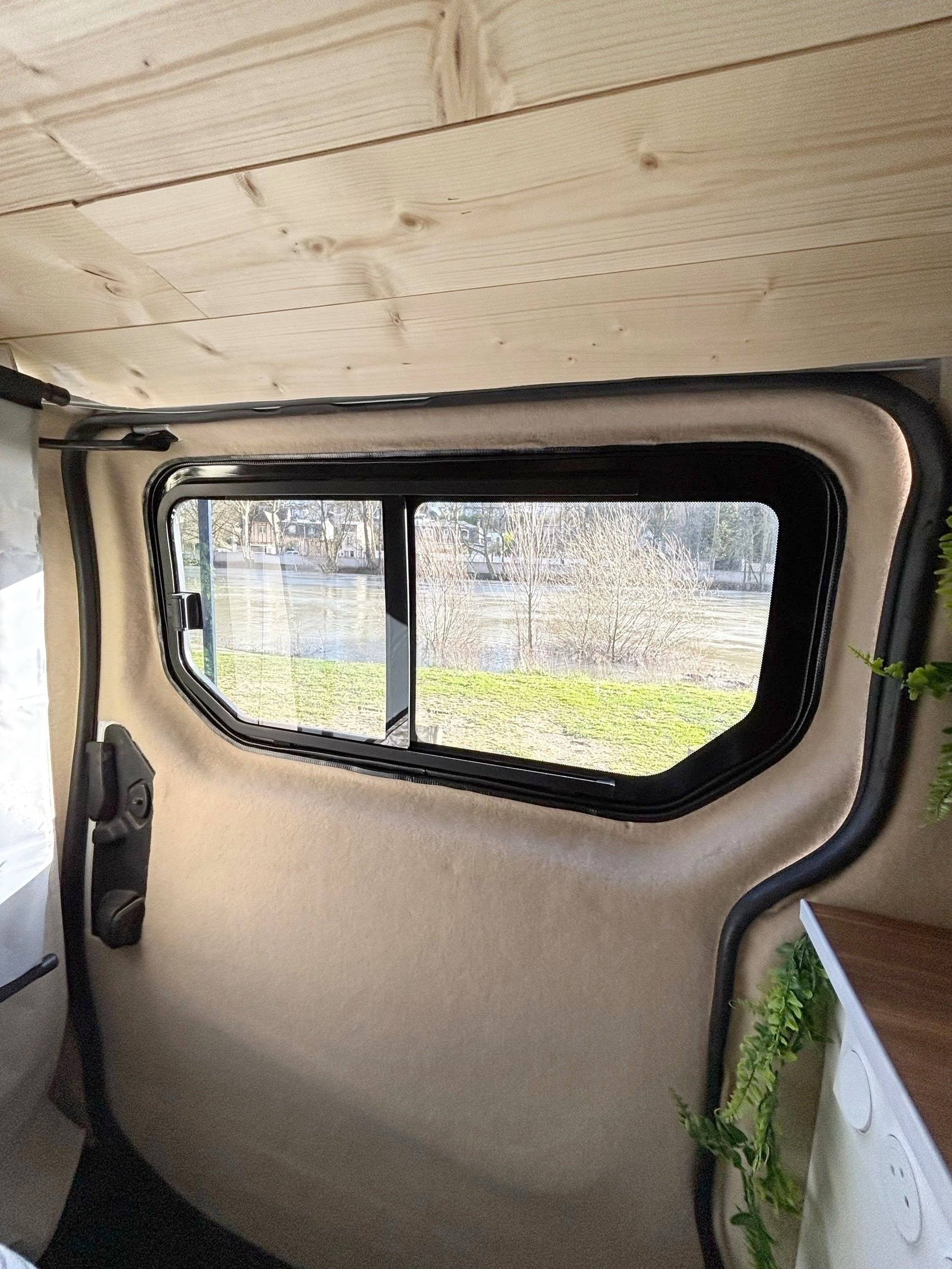 Renault Trafic L2H1 2 l 120 ch