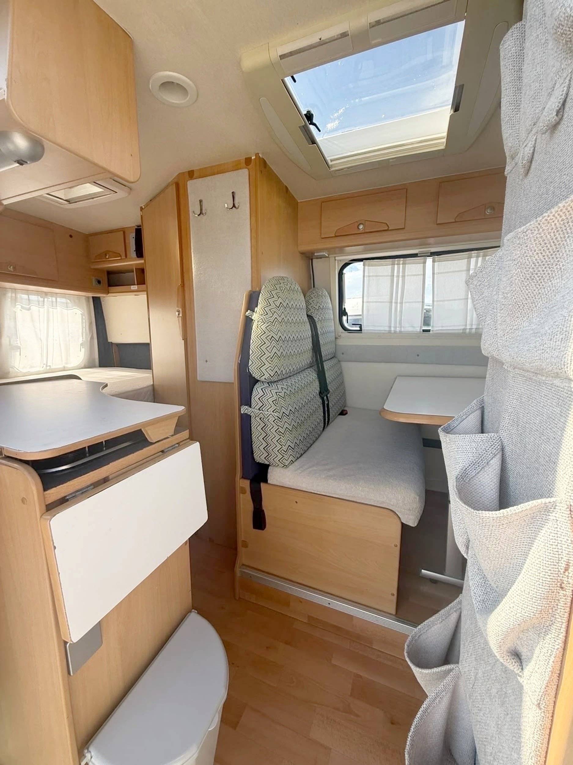 Adria 4 Twin