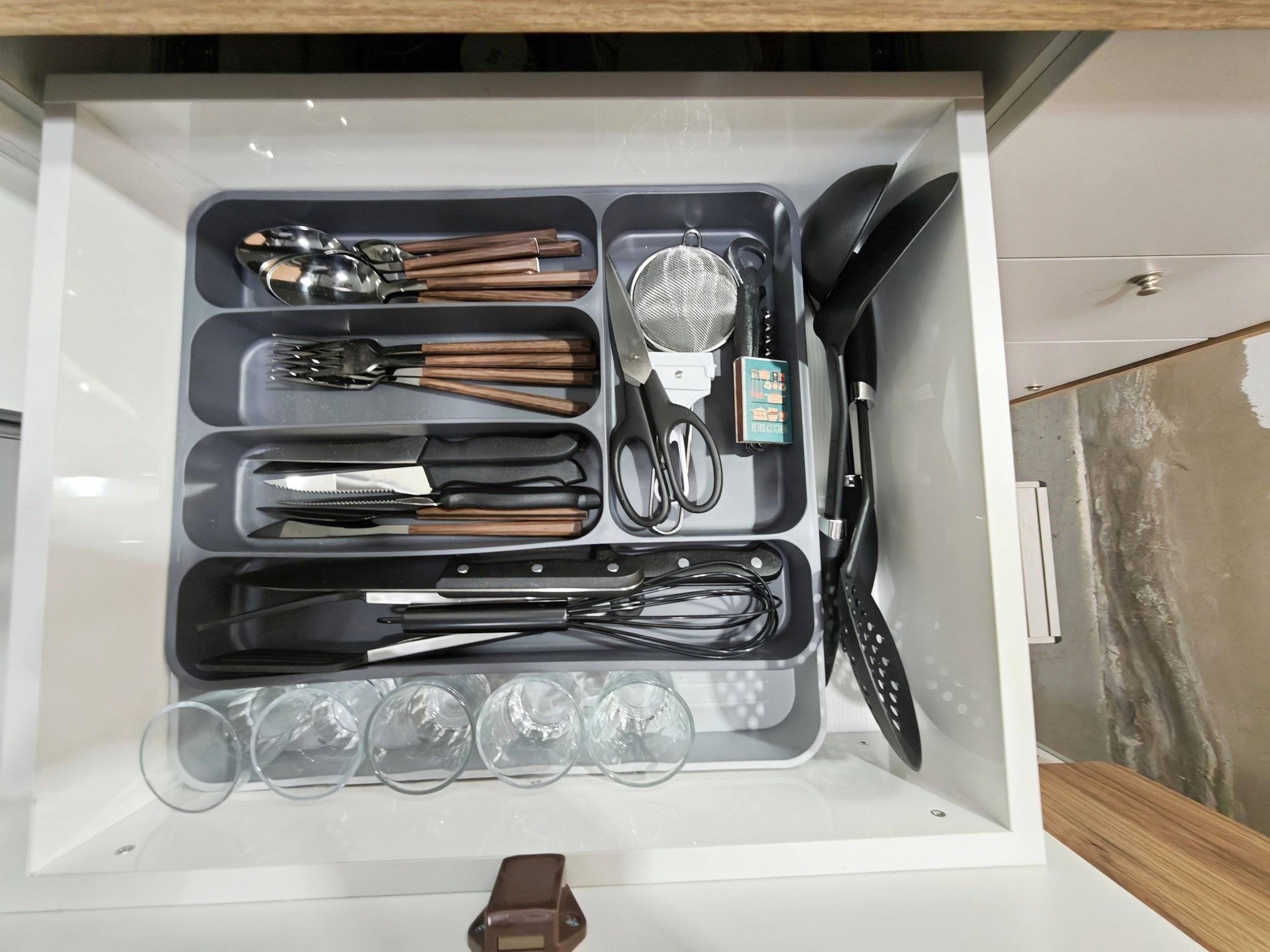 3 C Cartier/Brisebras c