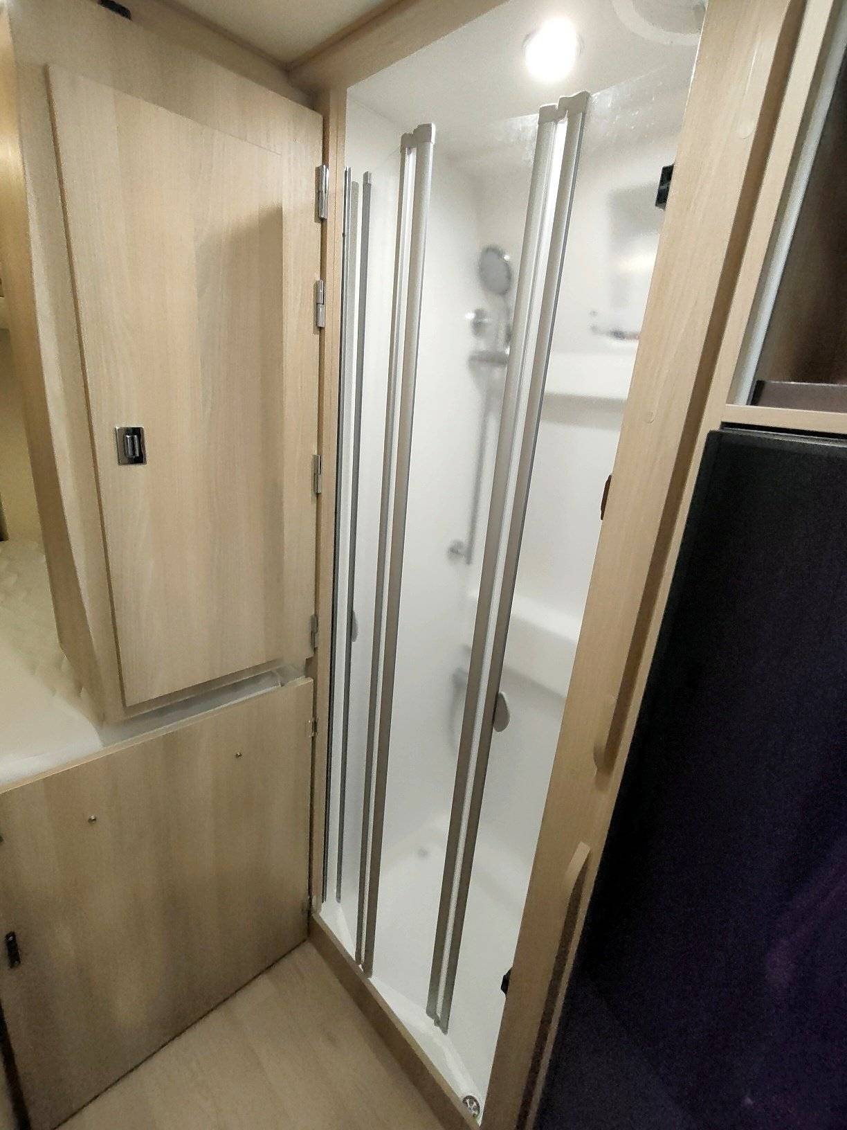 Campérêve 643 LIMITED