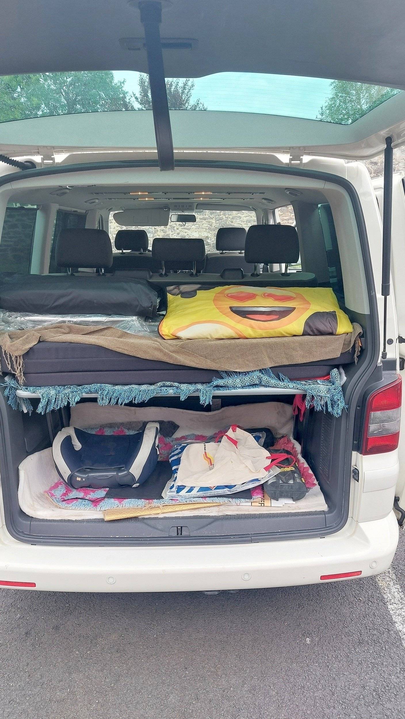Schlafplätze Volkswagen Volkswagen T5 - Yescapa
