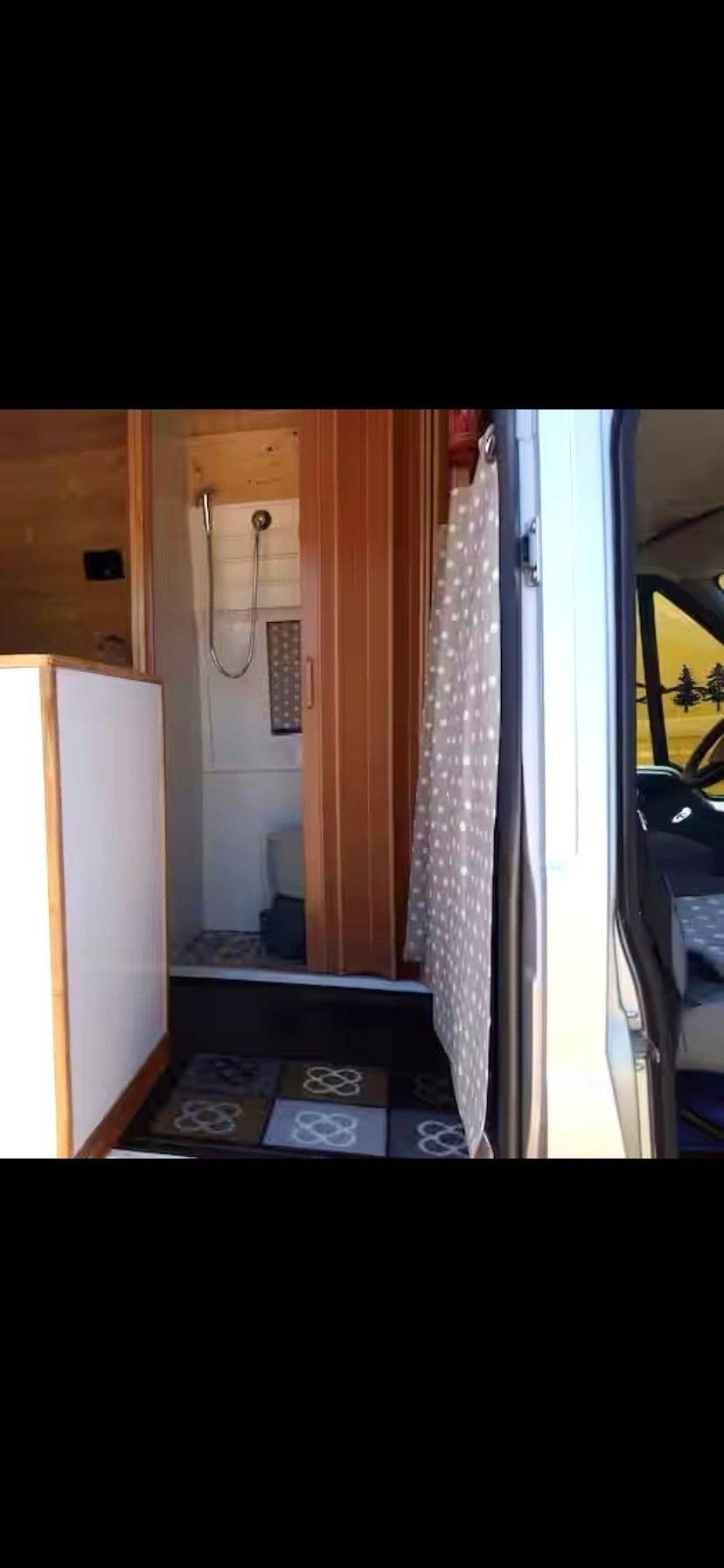 Ford Transit 2,4 l 140 ch