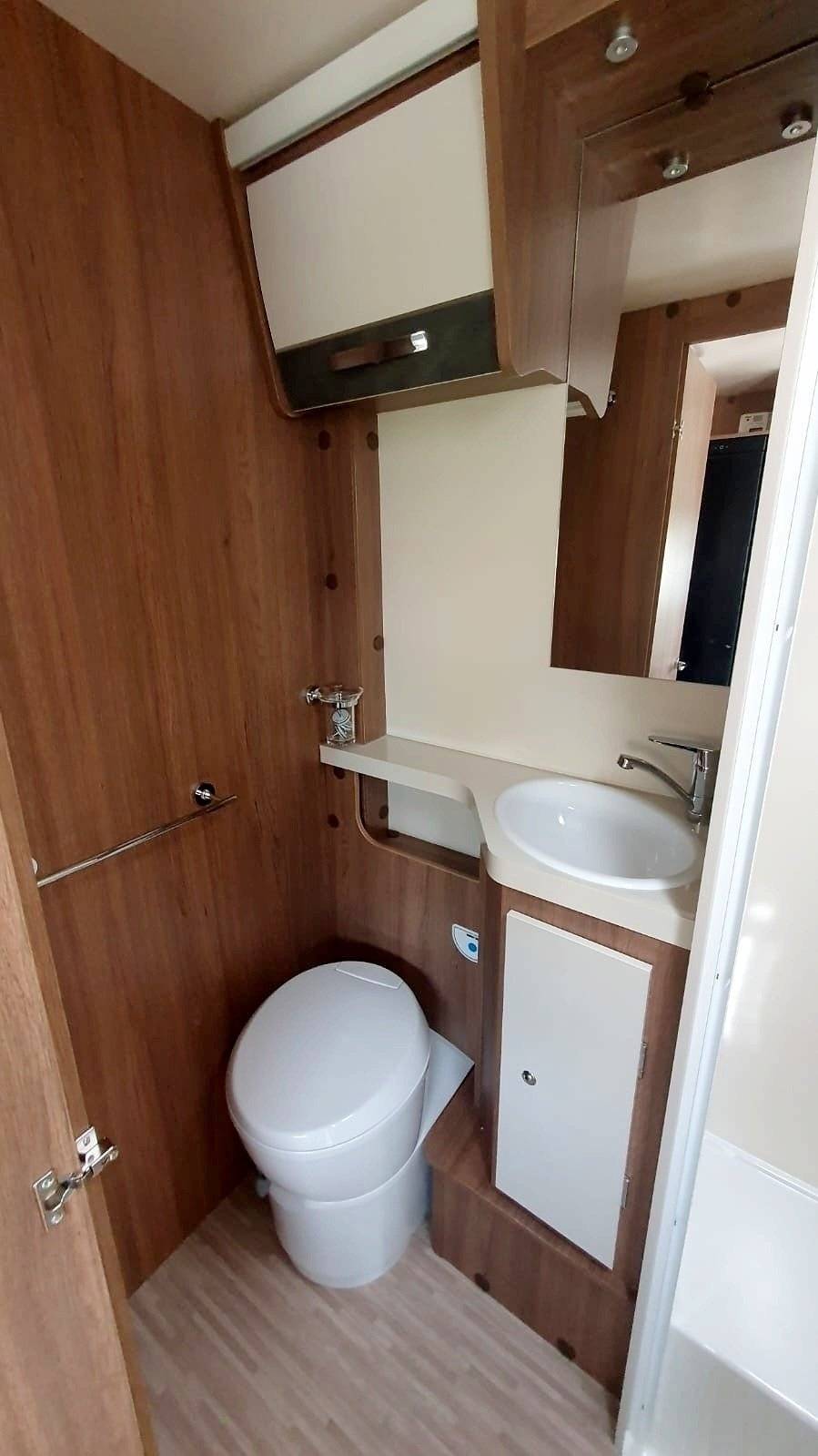 Elnagh Elnagh  Baron 20