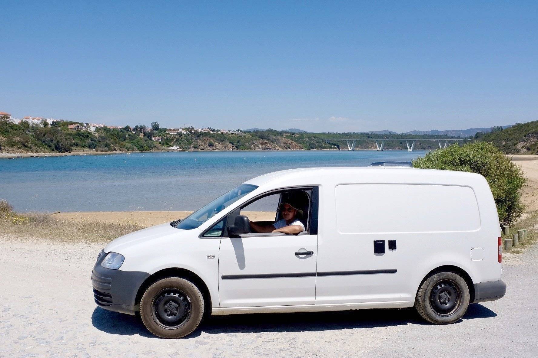 Volkswagen Caddy Maxi 2 l 105 ch