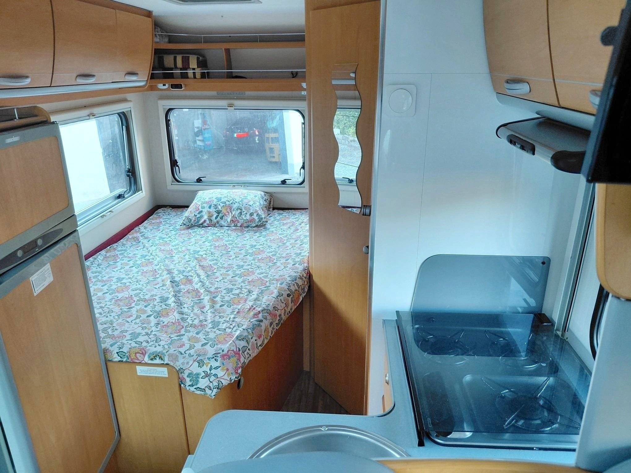 Plazas en cama Fiat DUCATO - Yescapa