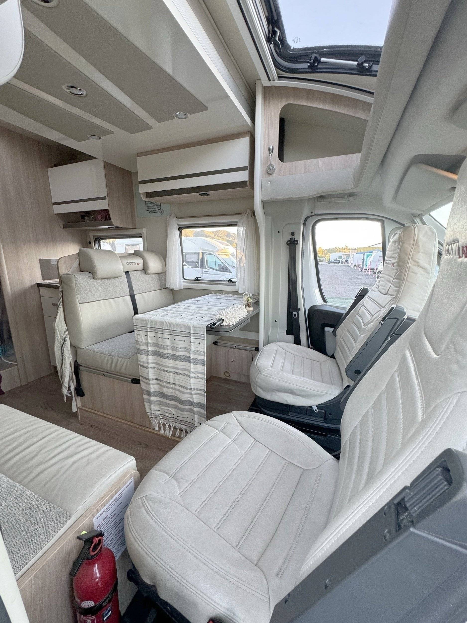 Giottiline SIENA 390 CAMA ISLA PERFILADA 5 PLAZAS Nº 4