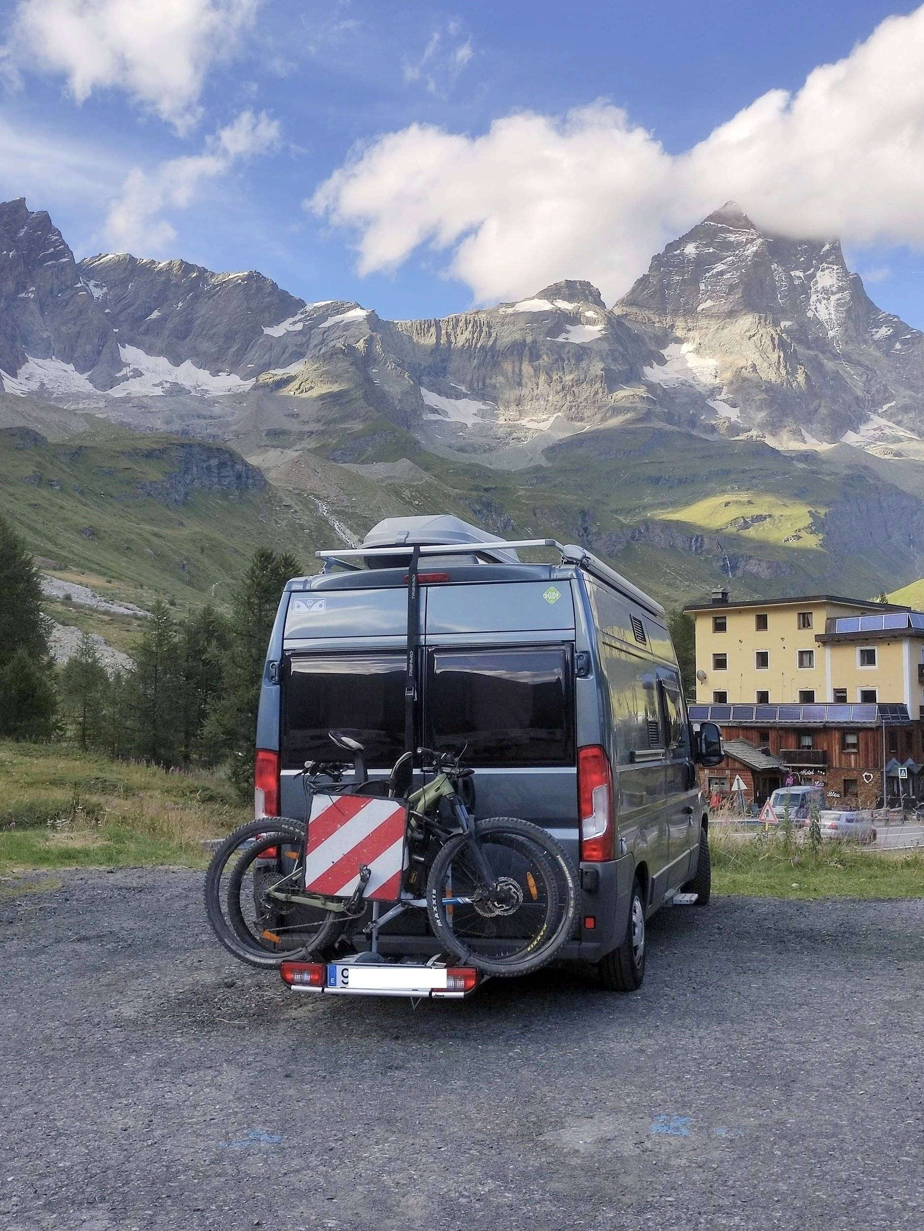 Mclouis Menfys VAN S-Line 3 Maxi