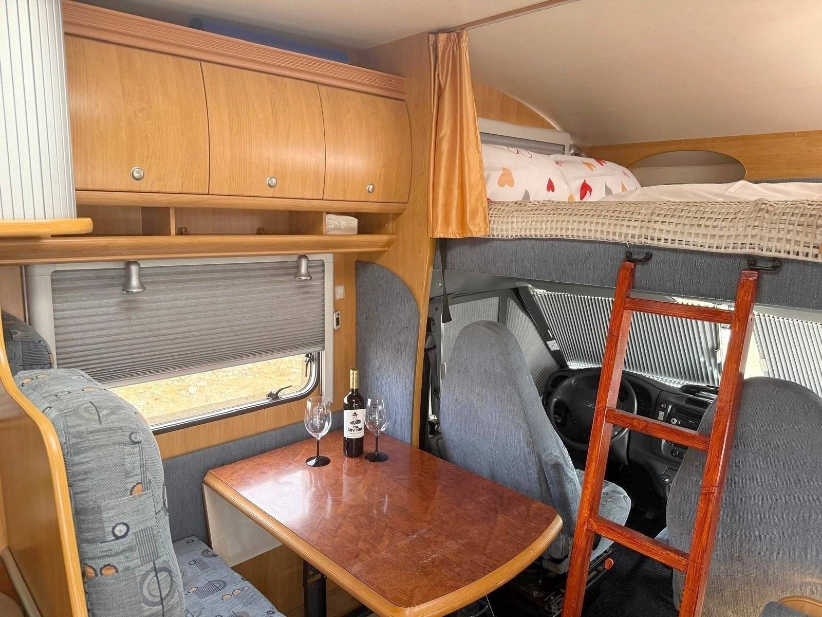 FORD TRANSIT FT 300L HOBBY