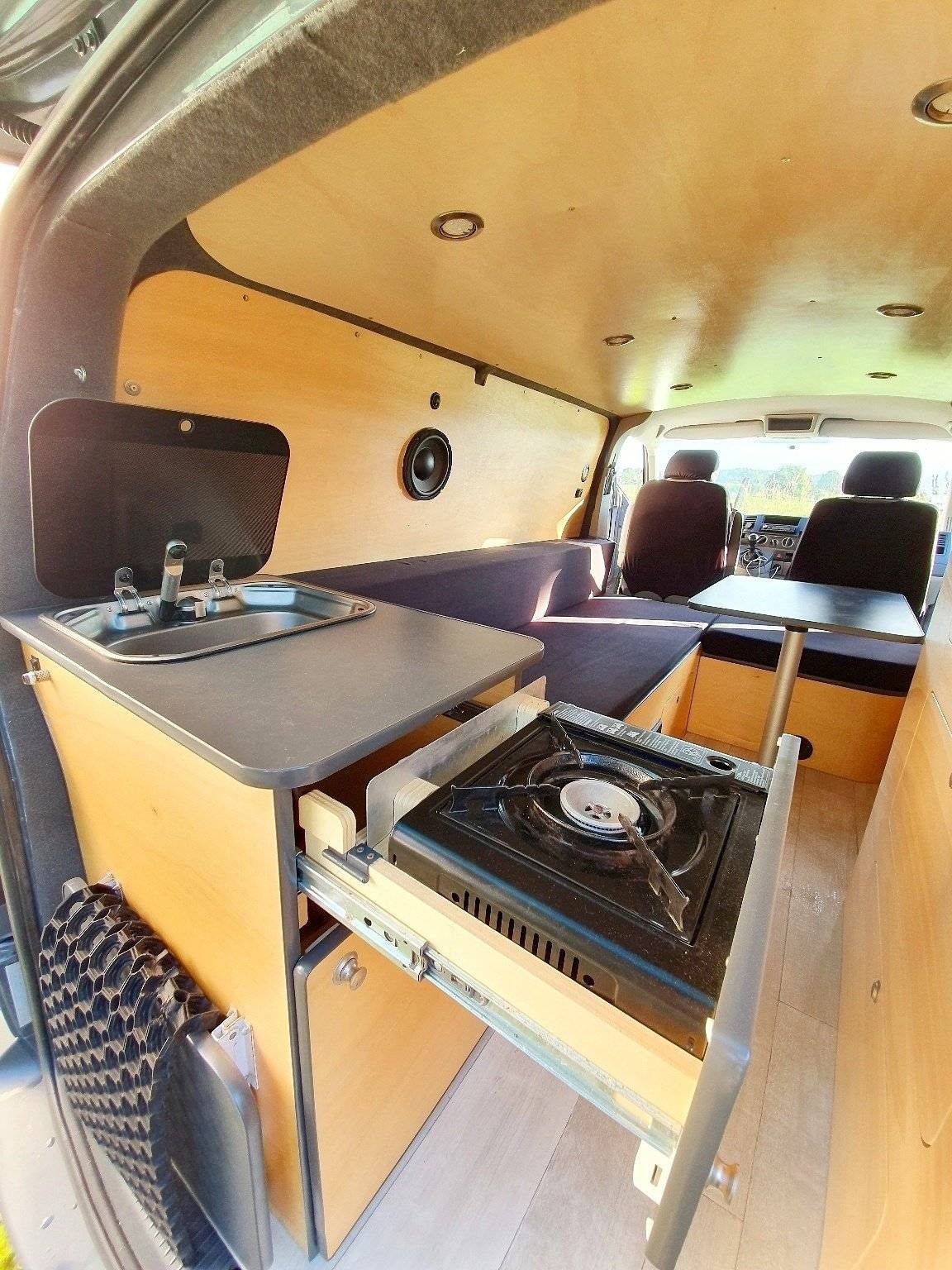 Volkswagen T5 2 l 140 ch