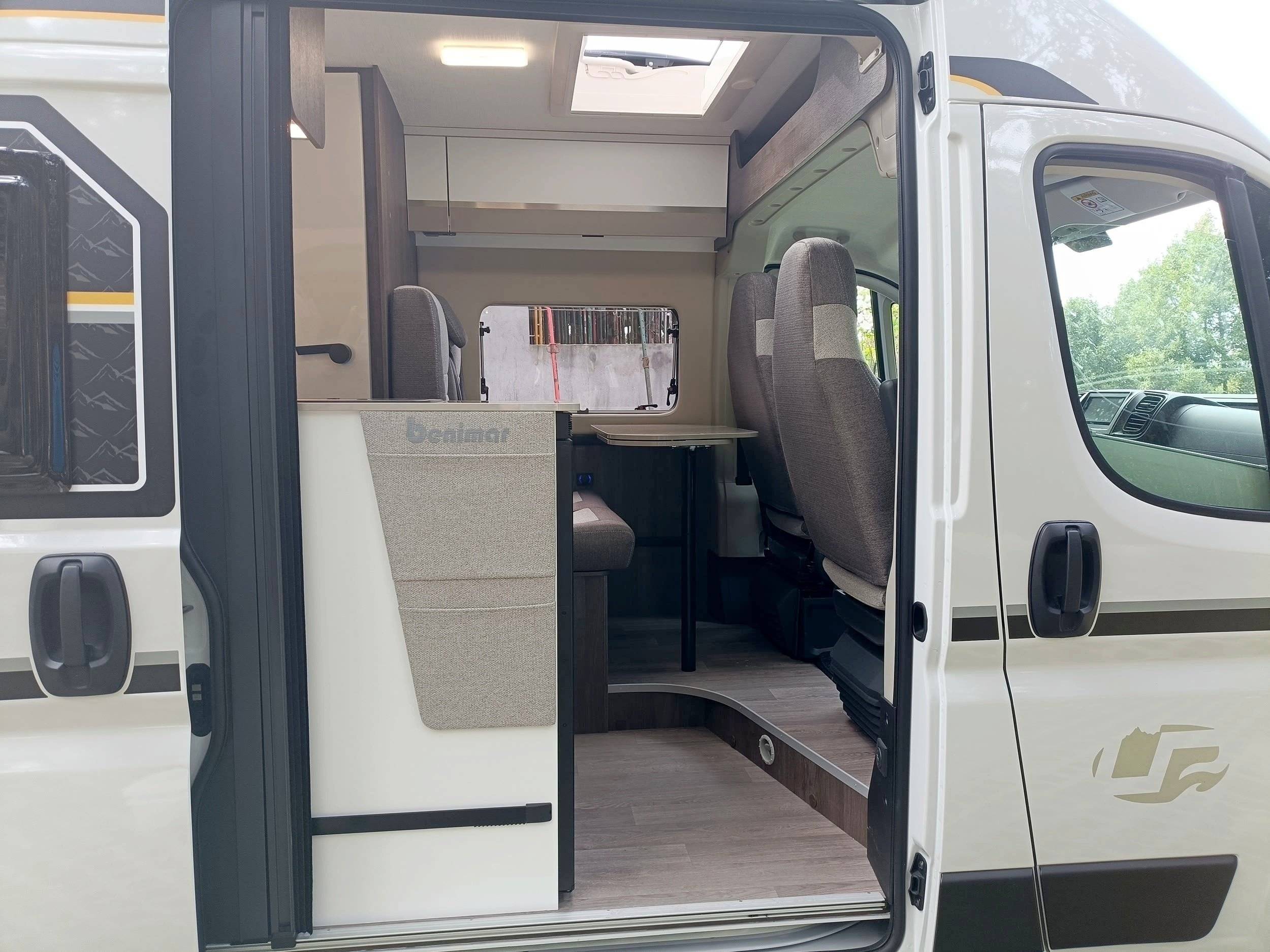 Benimar BENIVAN 120 UP