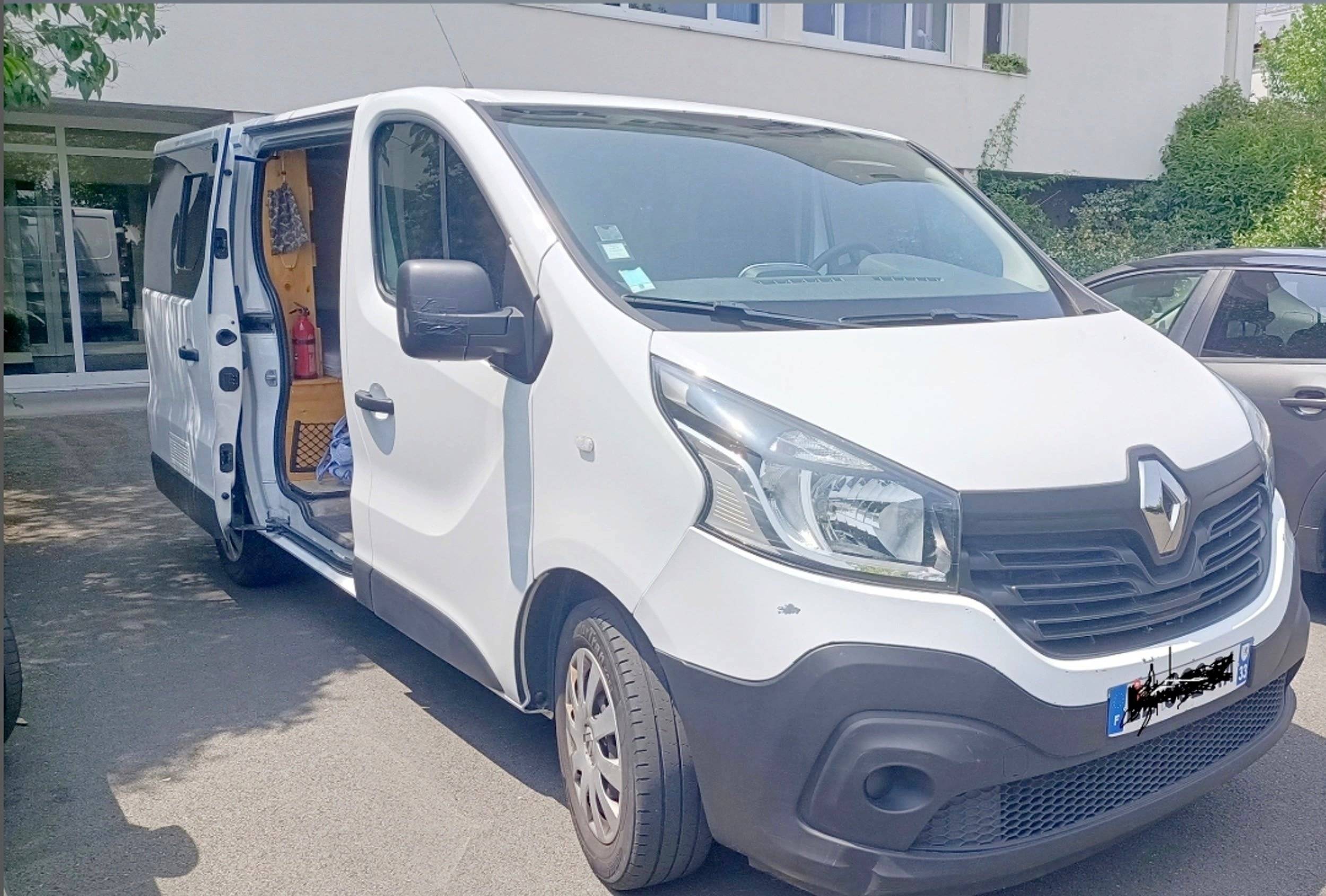 Berth Renault Trafic - Yescapa