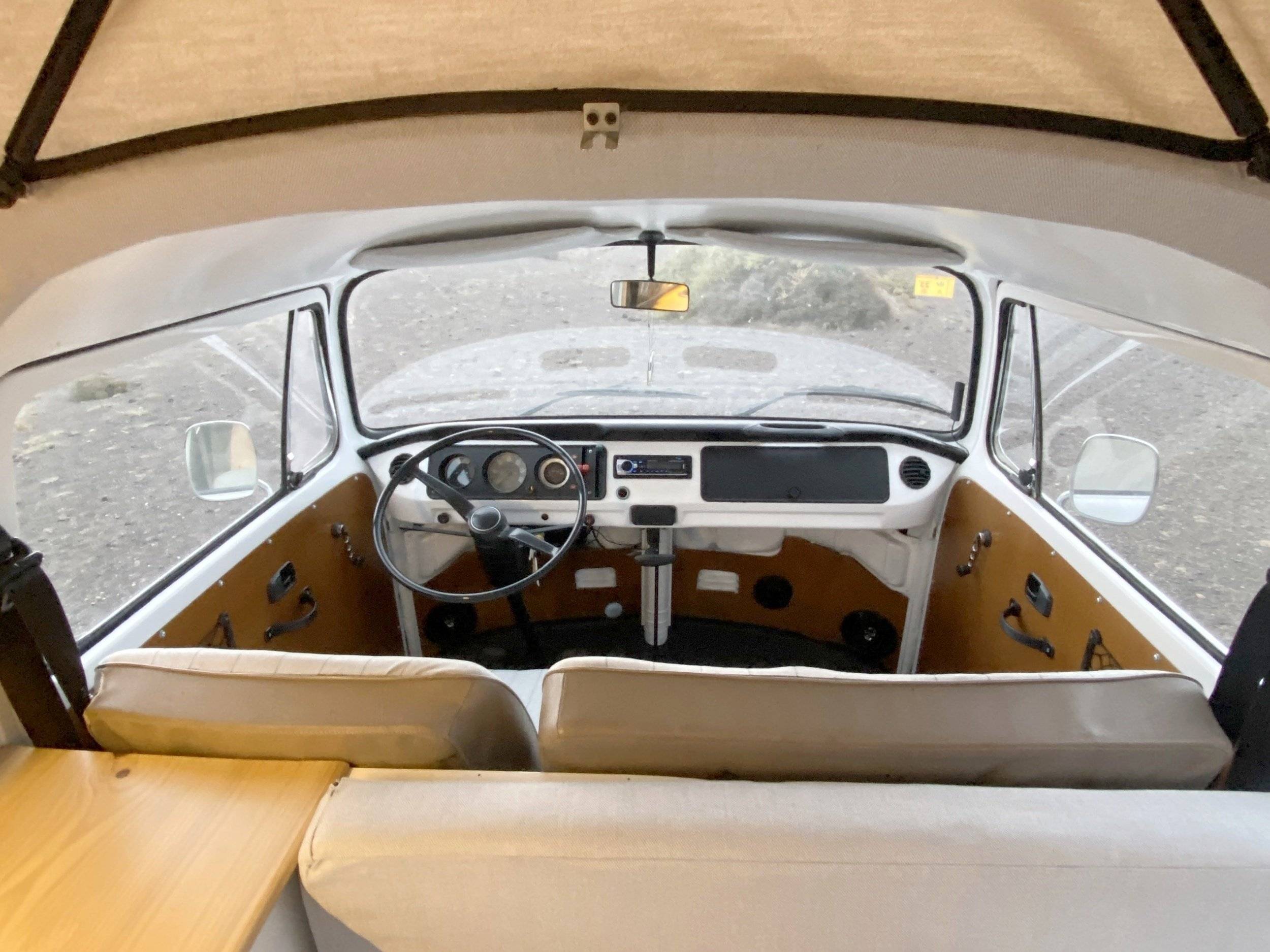 Volkswagen Kombi T2