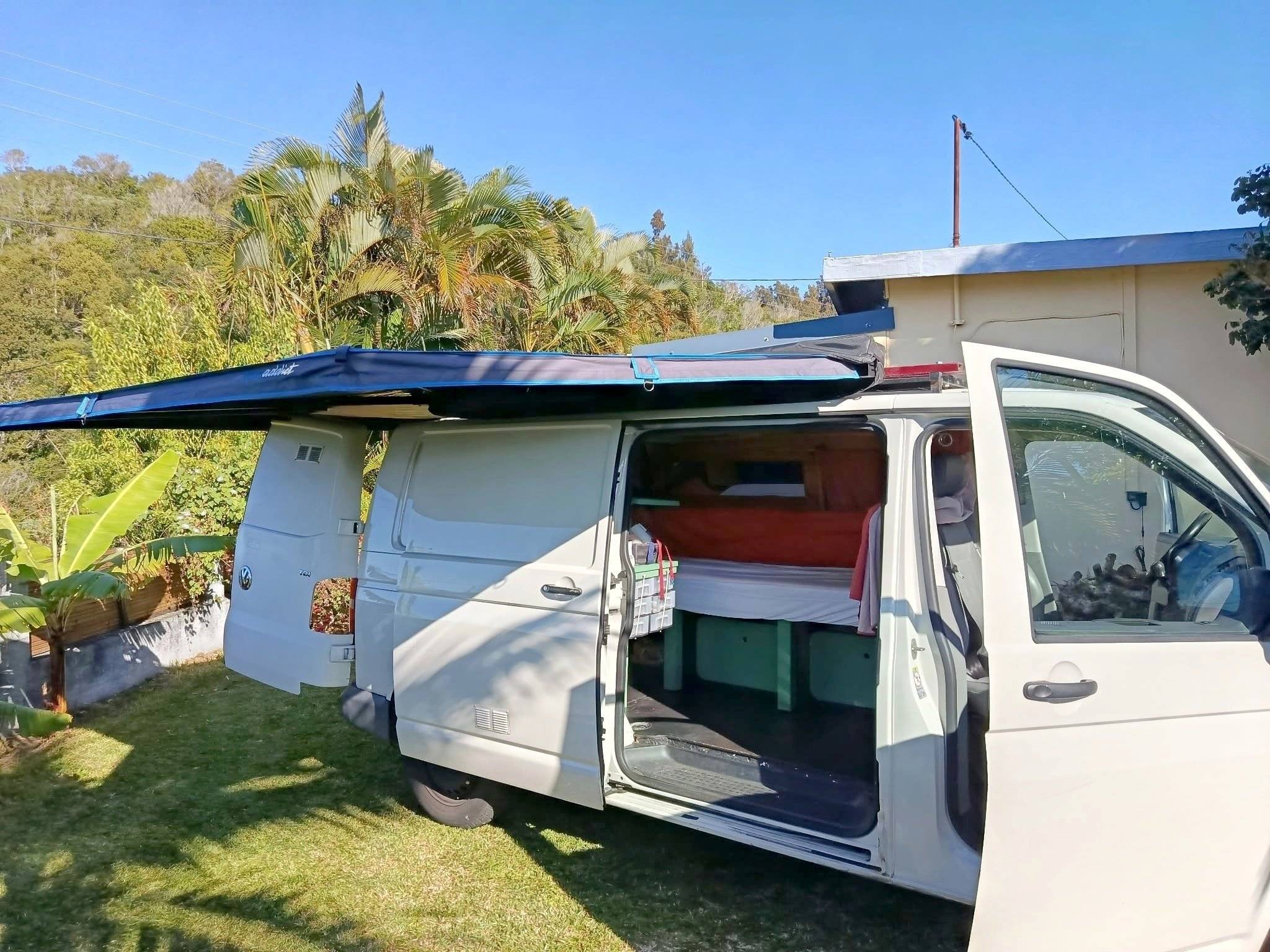 Front view from 3/4  - Yescapa