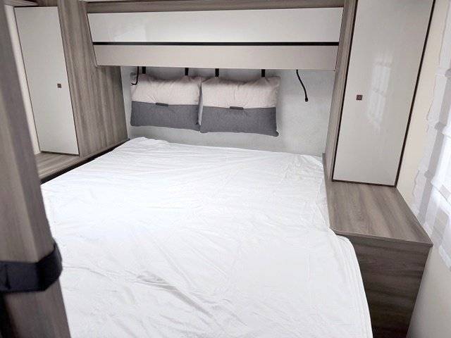 Roller Team Kronos 266 TL - BavarianCamper 10