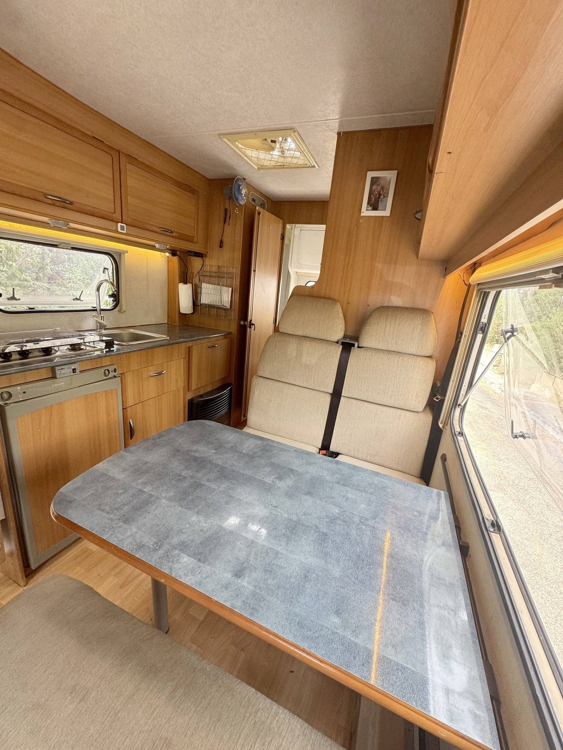 Coin repas Fiat Ducato 2,8 l 115 ch/Al-Ko - Yescapa