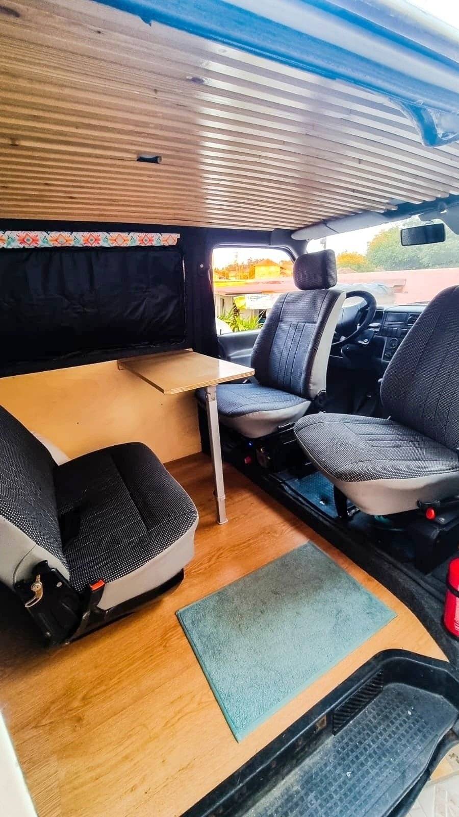 Volkswagen Transporter T4 2.4D