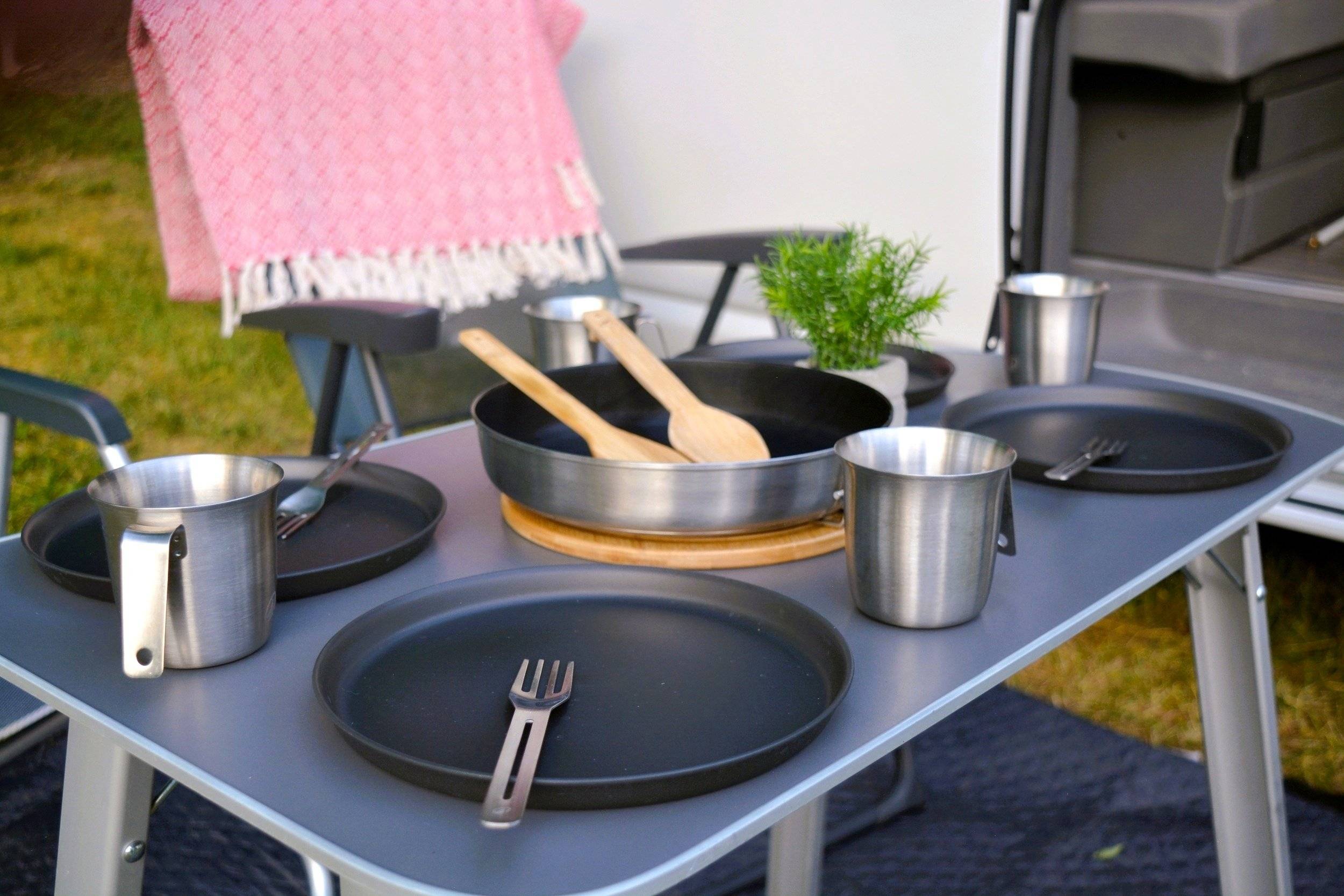 Dining Area Volkswagen Volkswagen T6.1 California OCEAN - Yescapa