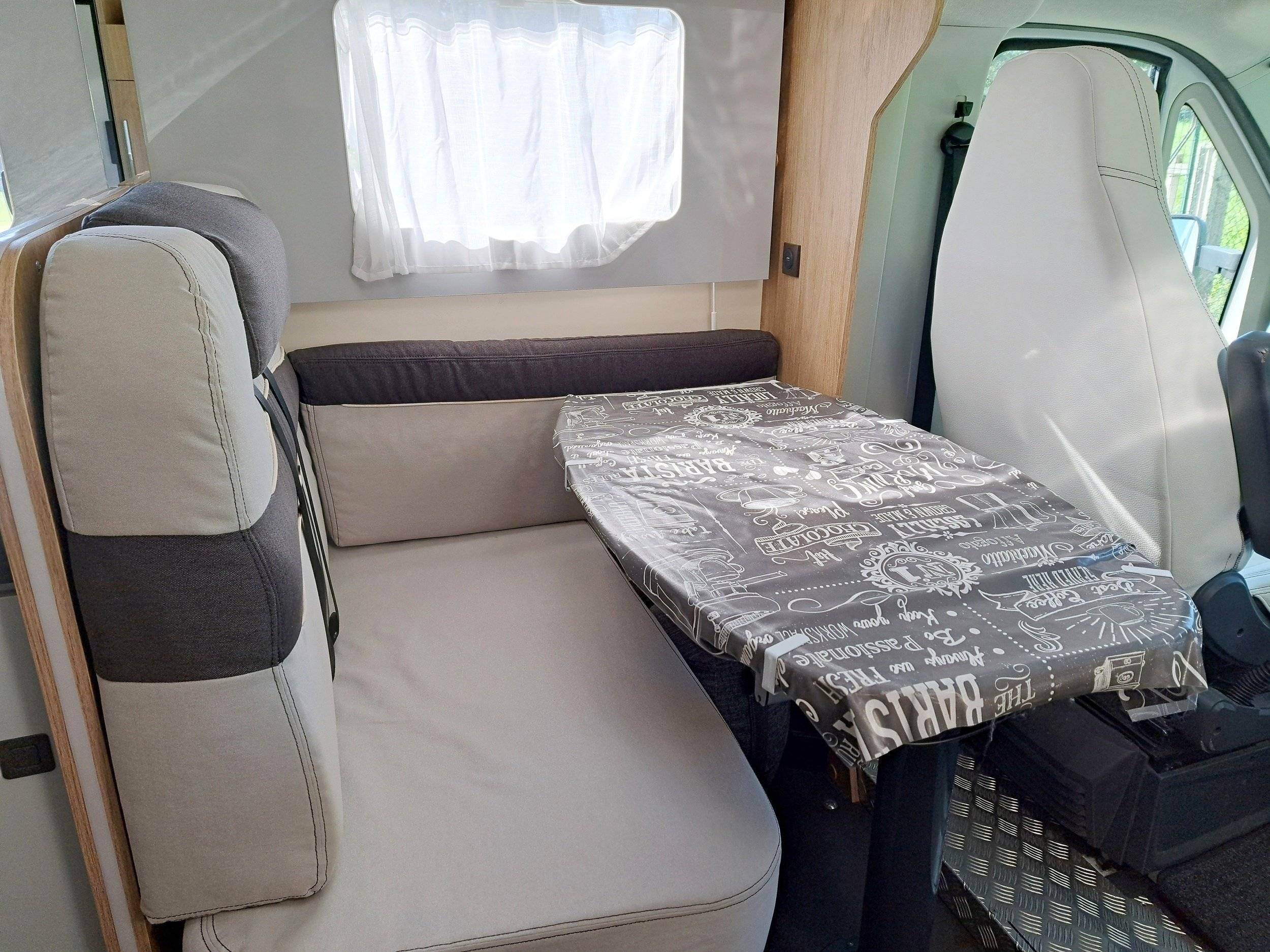 Comedor Fiat Fiat Ducato - Yescapa