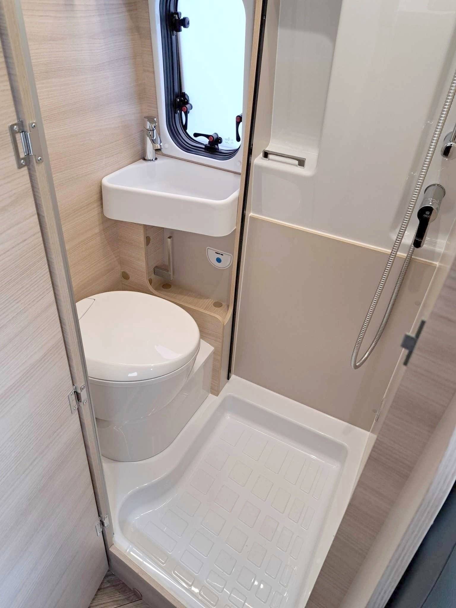 Challenger challenger V210 sport edition