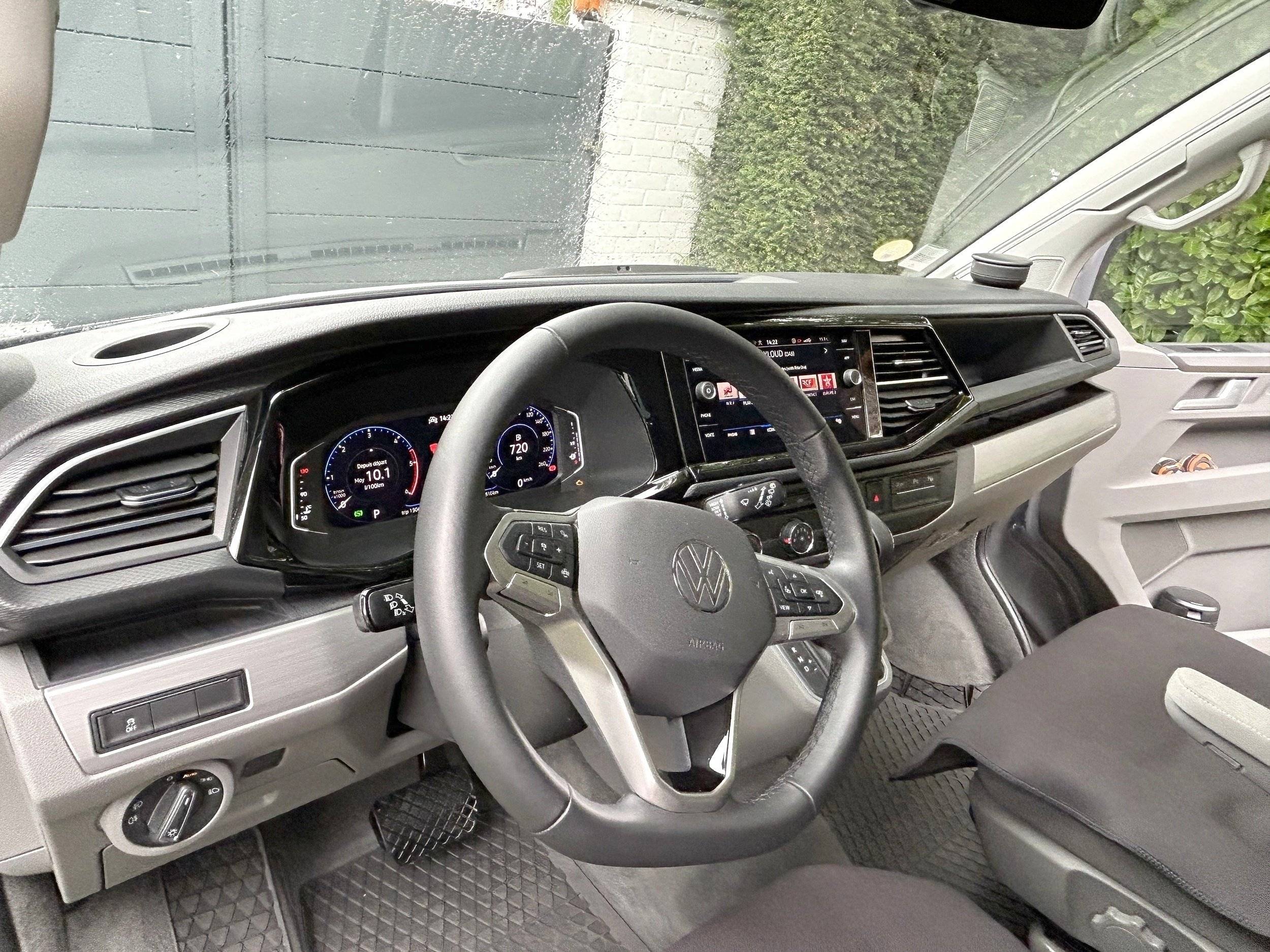 Volkswagen Volkswagen T6.1 California COAST