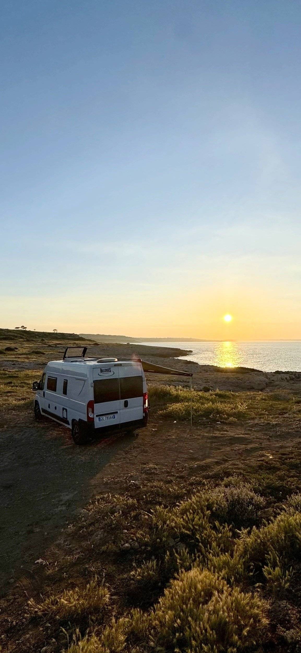 Mclouis Van 3 Menfys