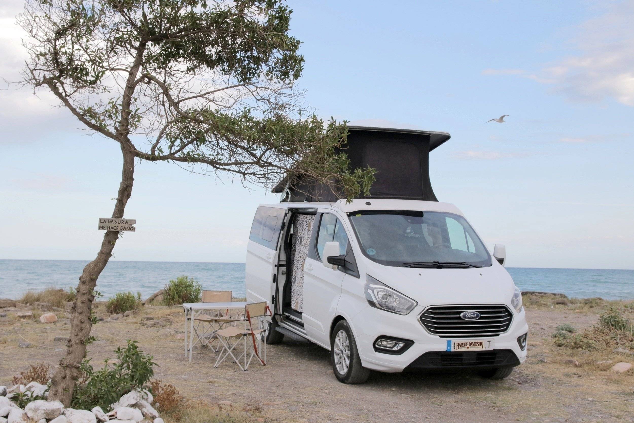 CAMPER ford custom