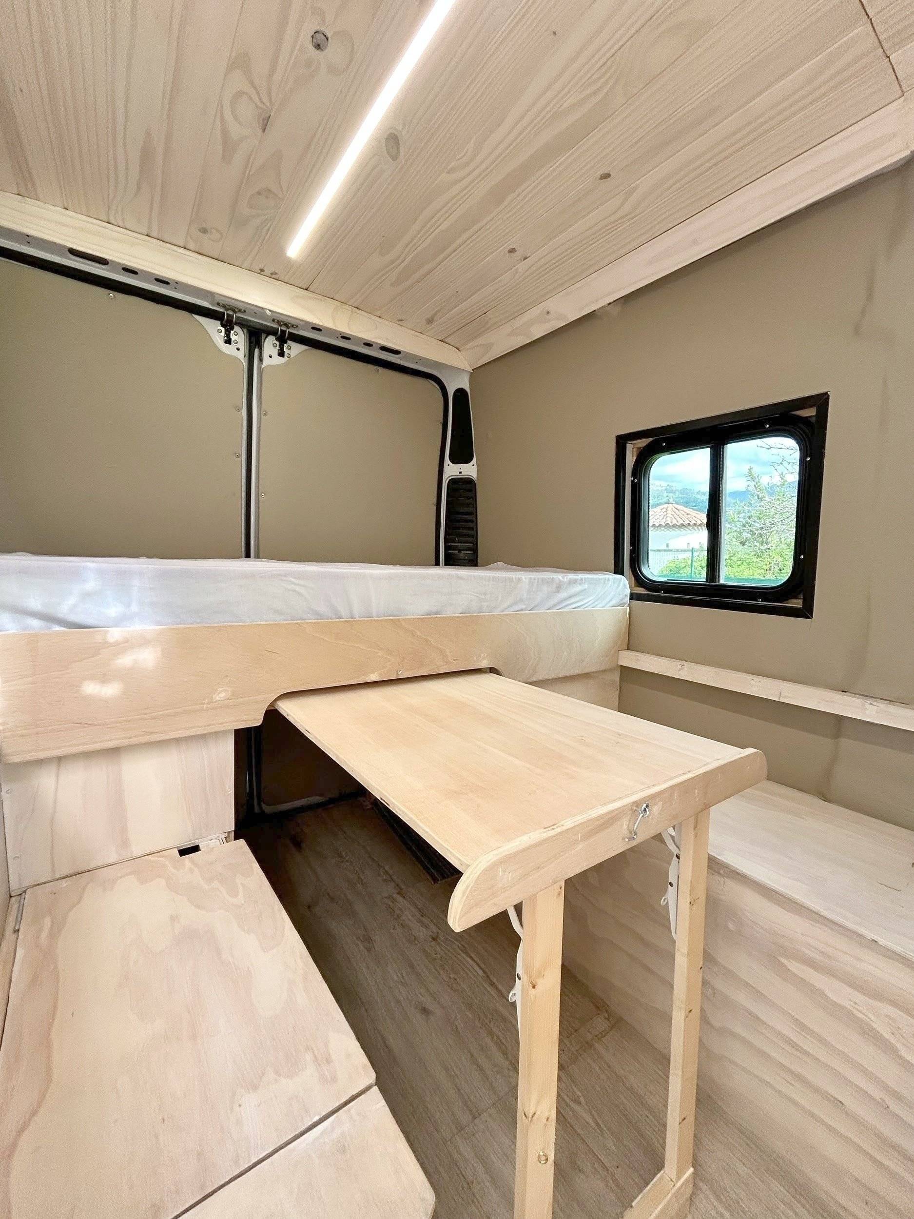 Comedor Fiat Ducato 2,3 l Multijet 130 ch. - Yescapa