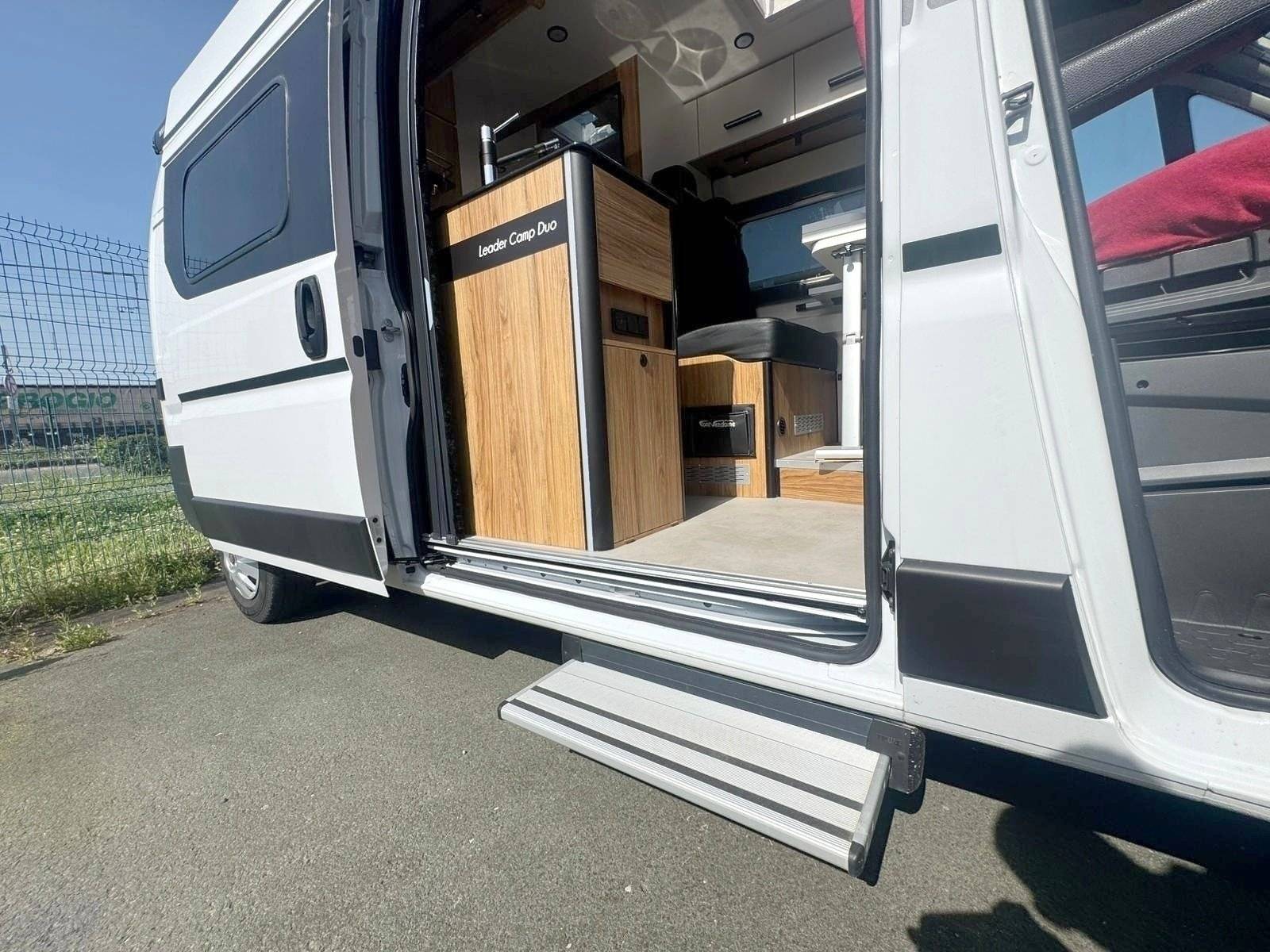Dining Area Fiat Fiat ducato - Yescapa
