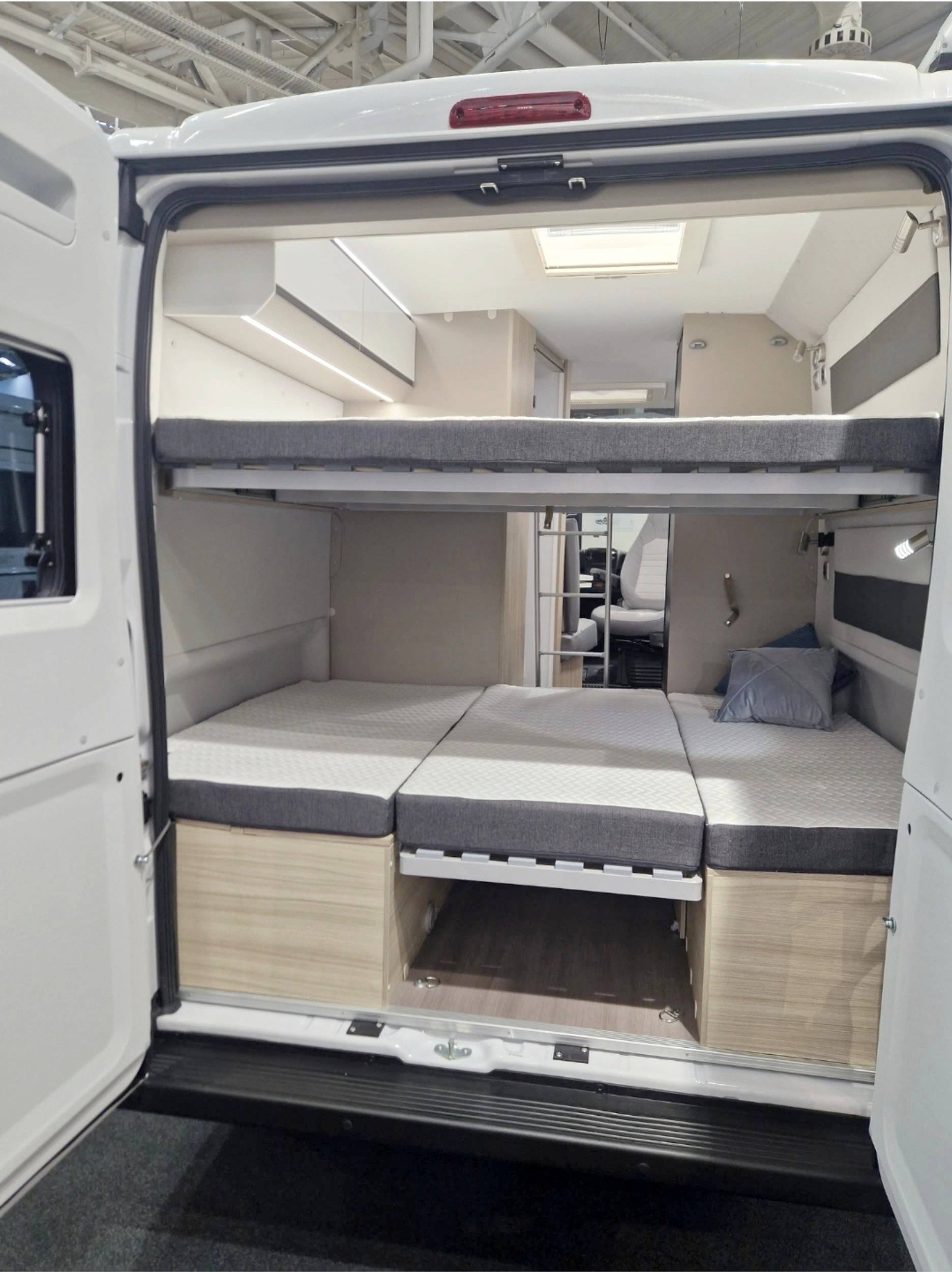 Berth Citroën Jumper 2,2 l 140 ch - Yescapa