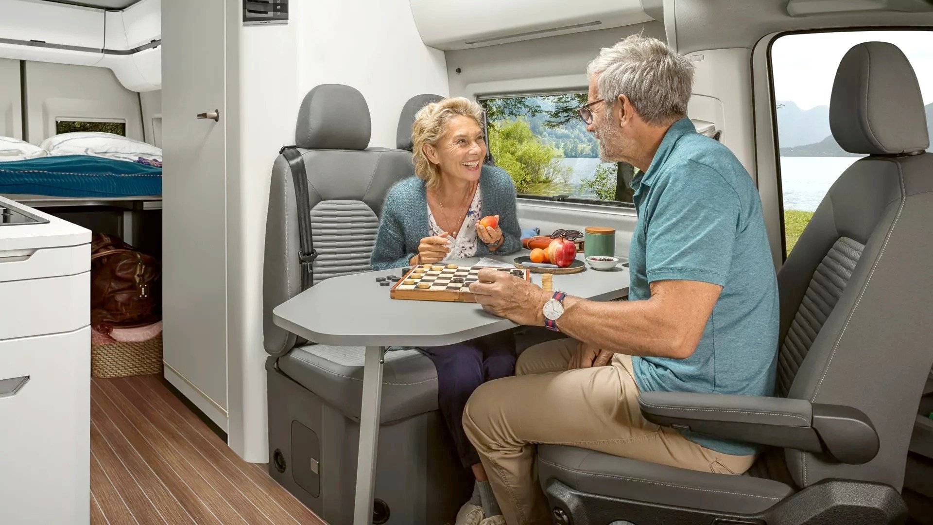 Andere Eu California Grand 4 Auto Base Eu California Grand 4 Auto Base - Yescapa