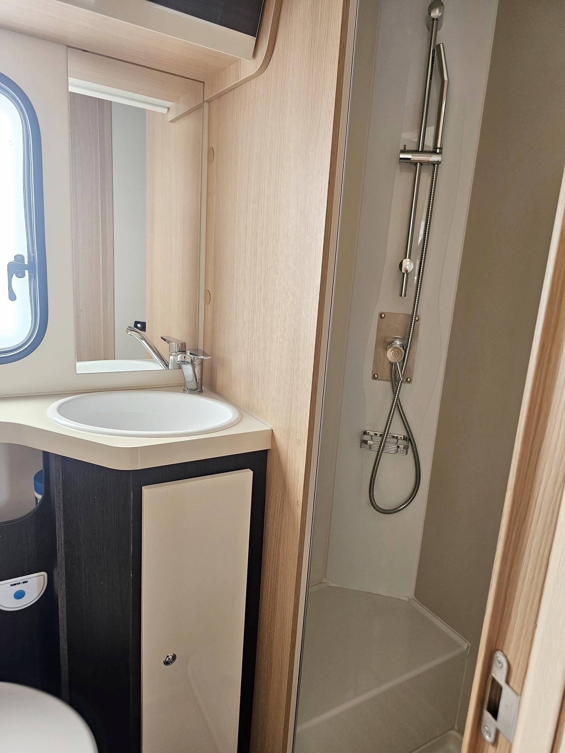 Mclouis McLouis Glamys 220