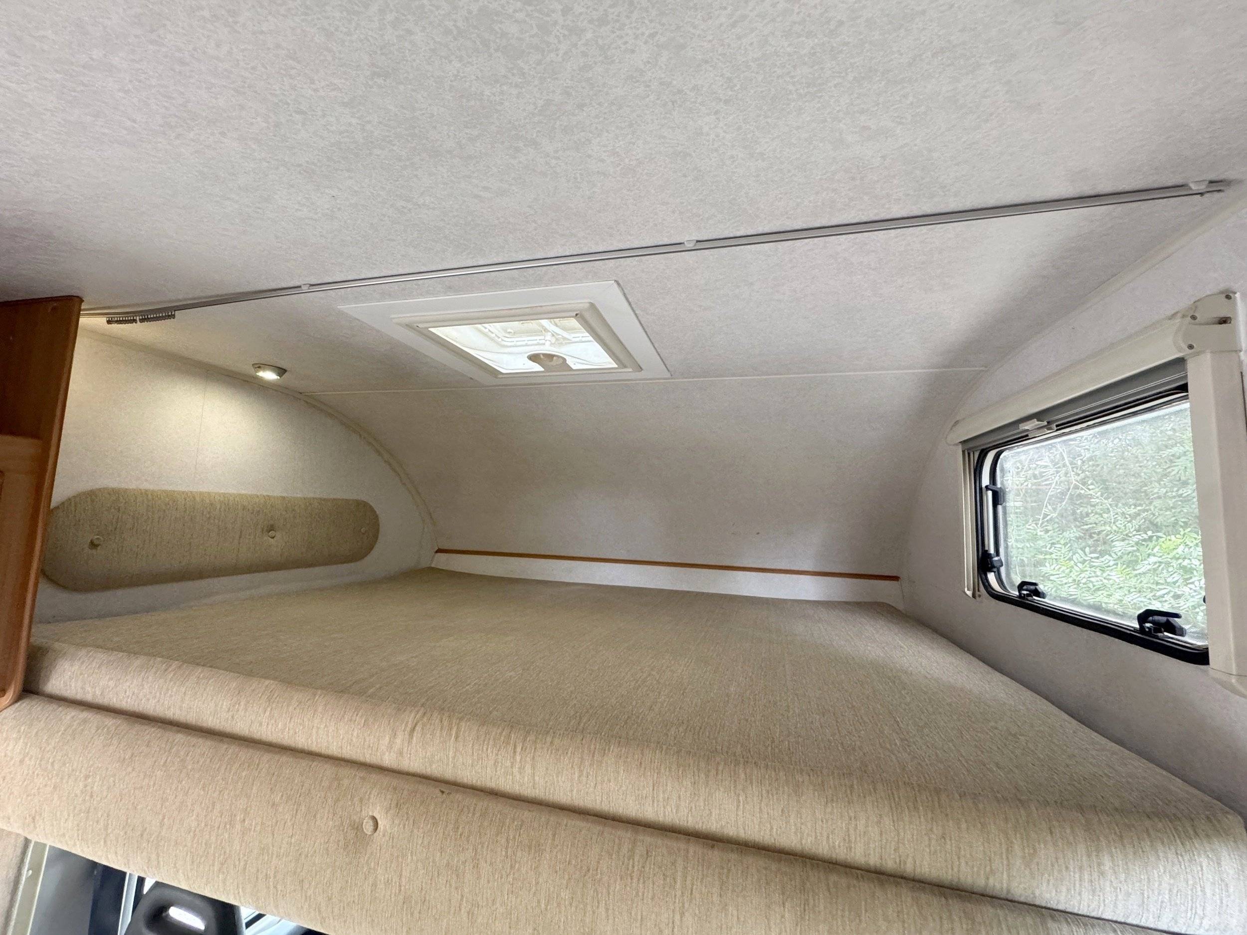Couchages Fiat Ducato 2,8 l 115 ch/Al-Ko - Yescapa