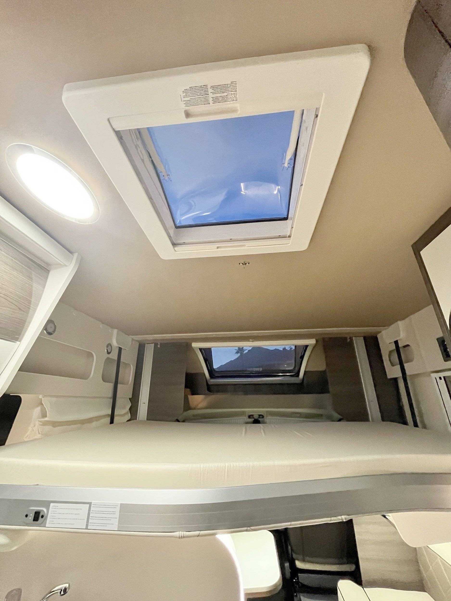 Mclouis Mclouis  MC4 873