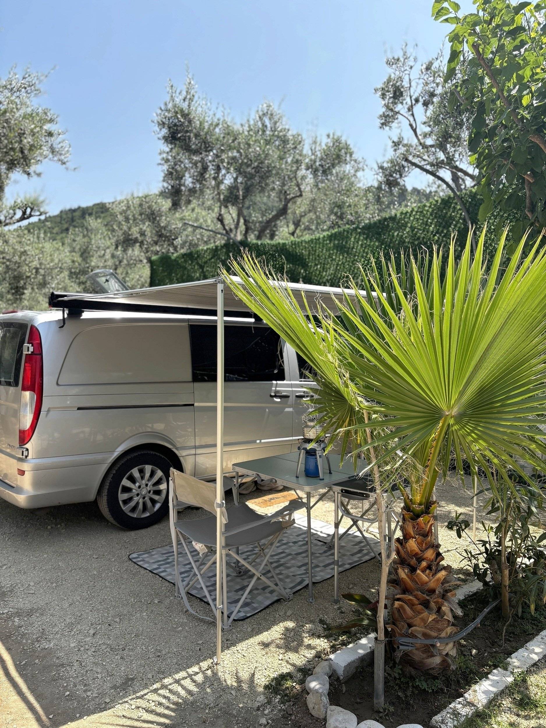 Eethoek Mercedes Vito - Yescapa