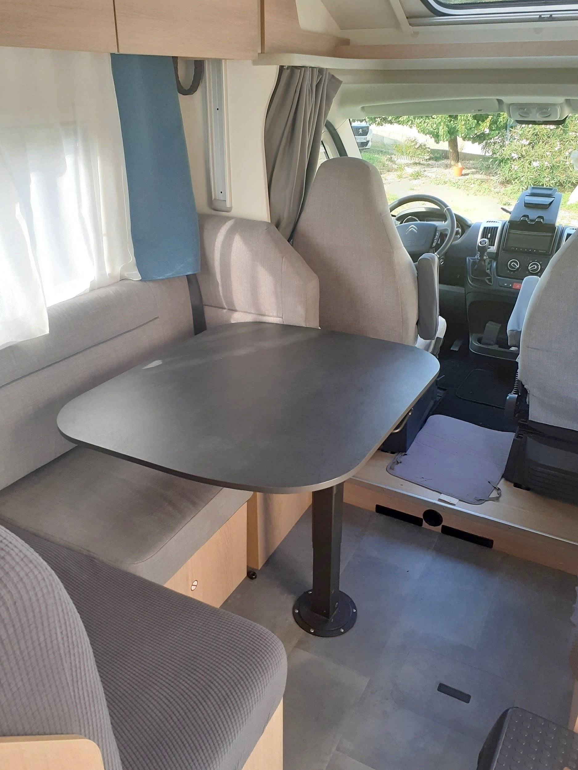 Camping-car Profilé 