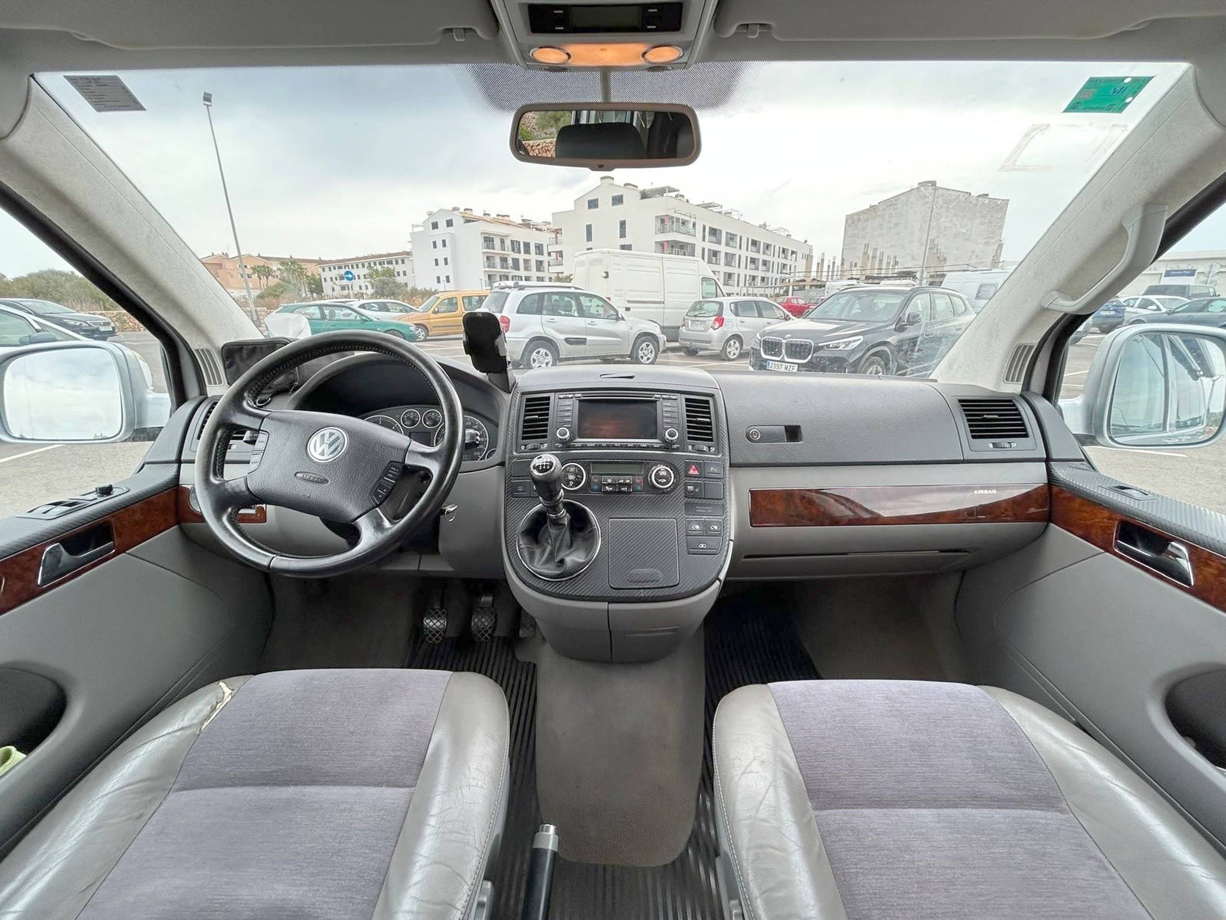 Berth Volkswagen VW T5 Multivan - Yescapa