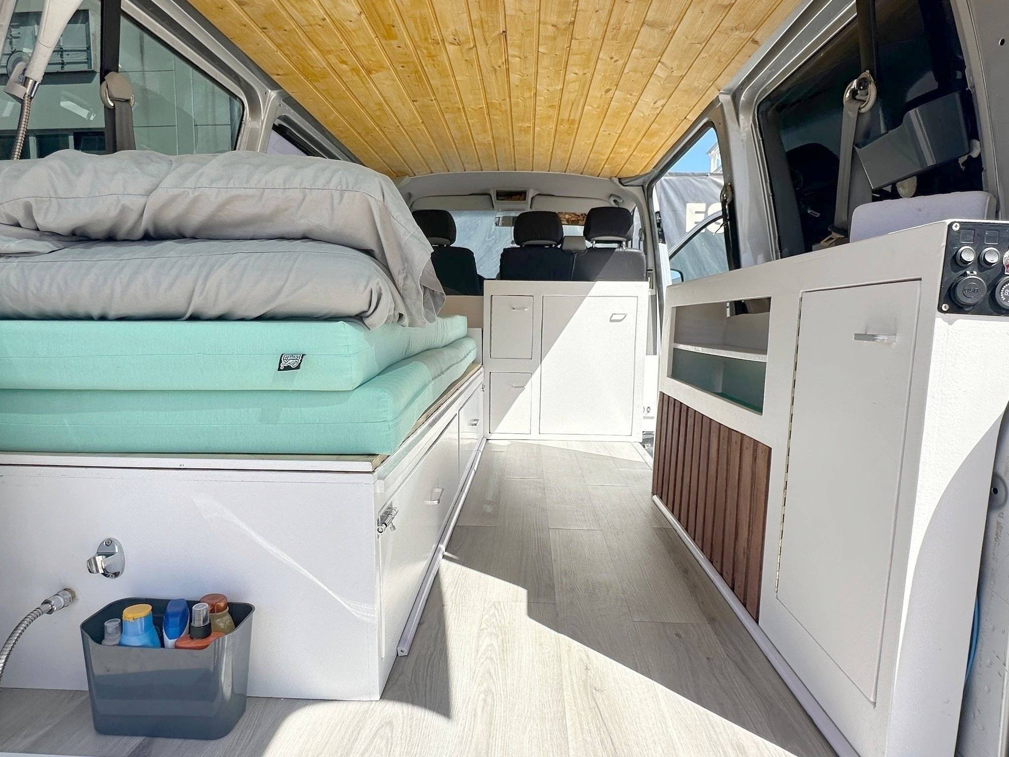 Adria T5 1,9 l 102 ch