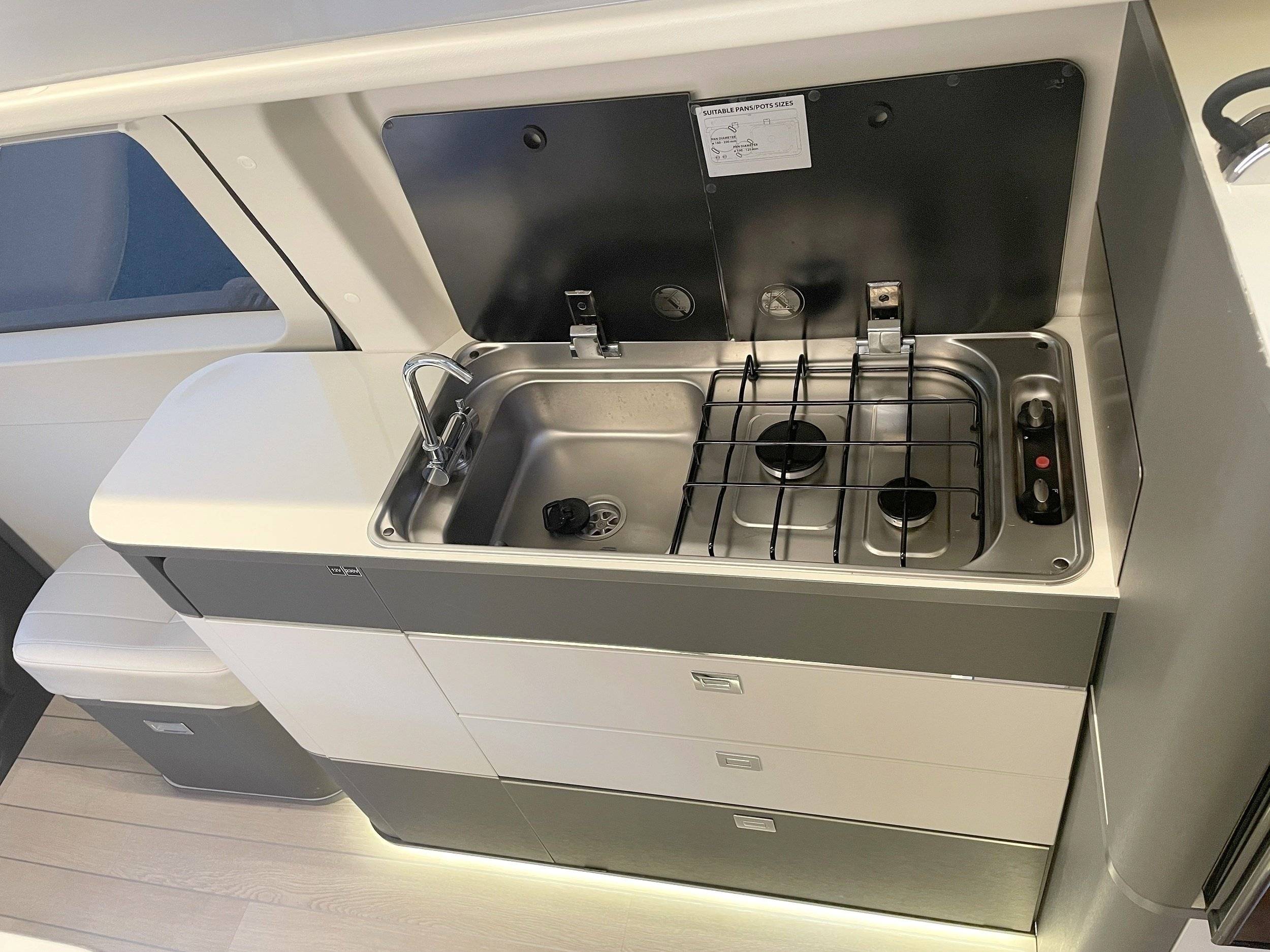 Alpes Camping-Car Ford